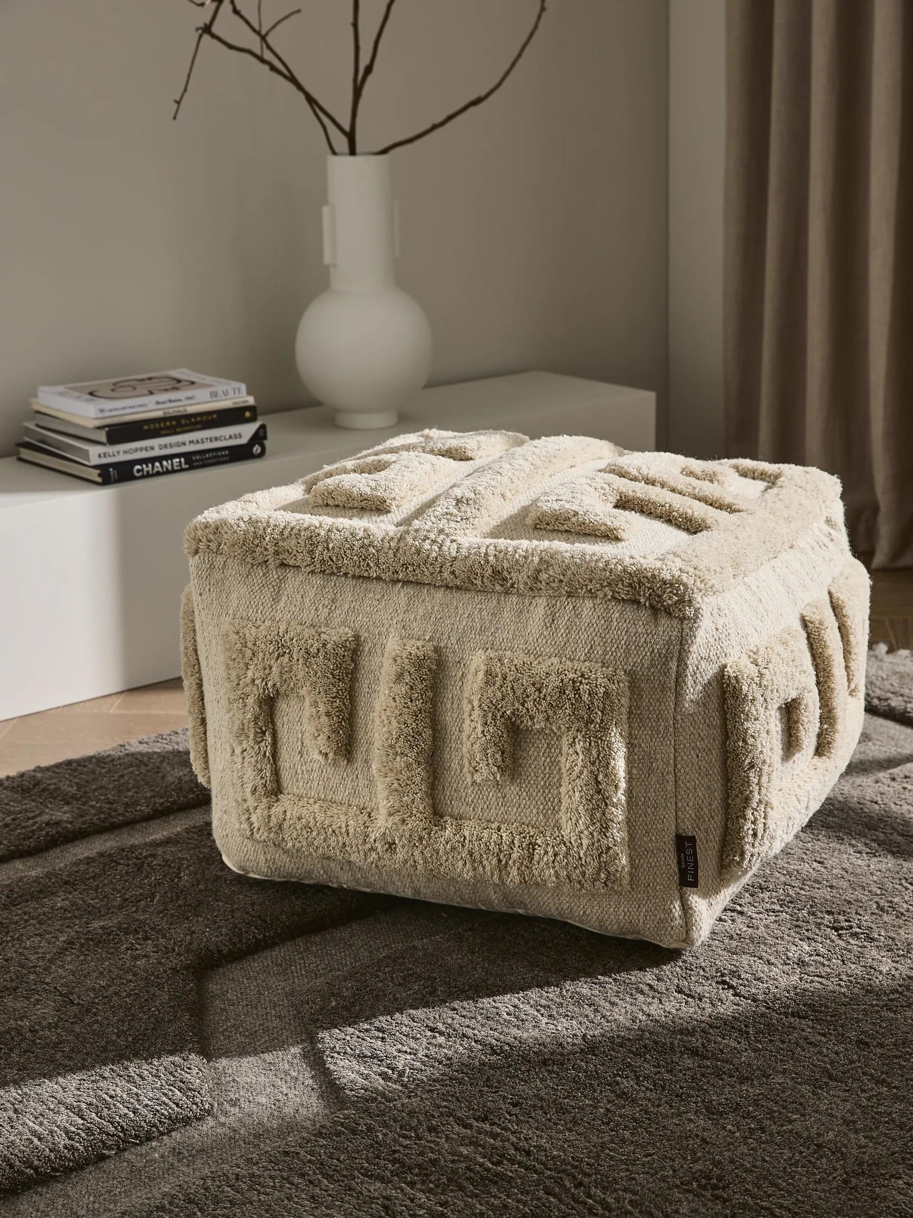Handmade Wool Pouf Minos Cream
