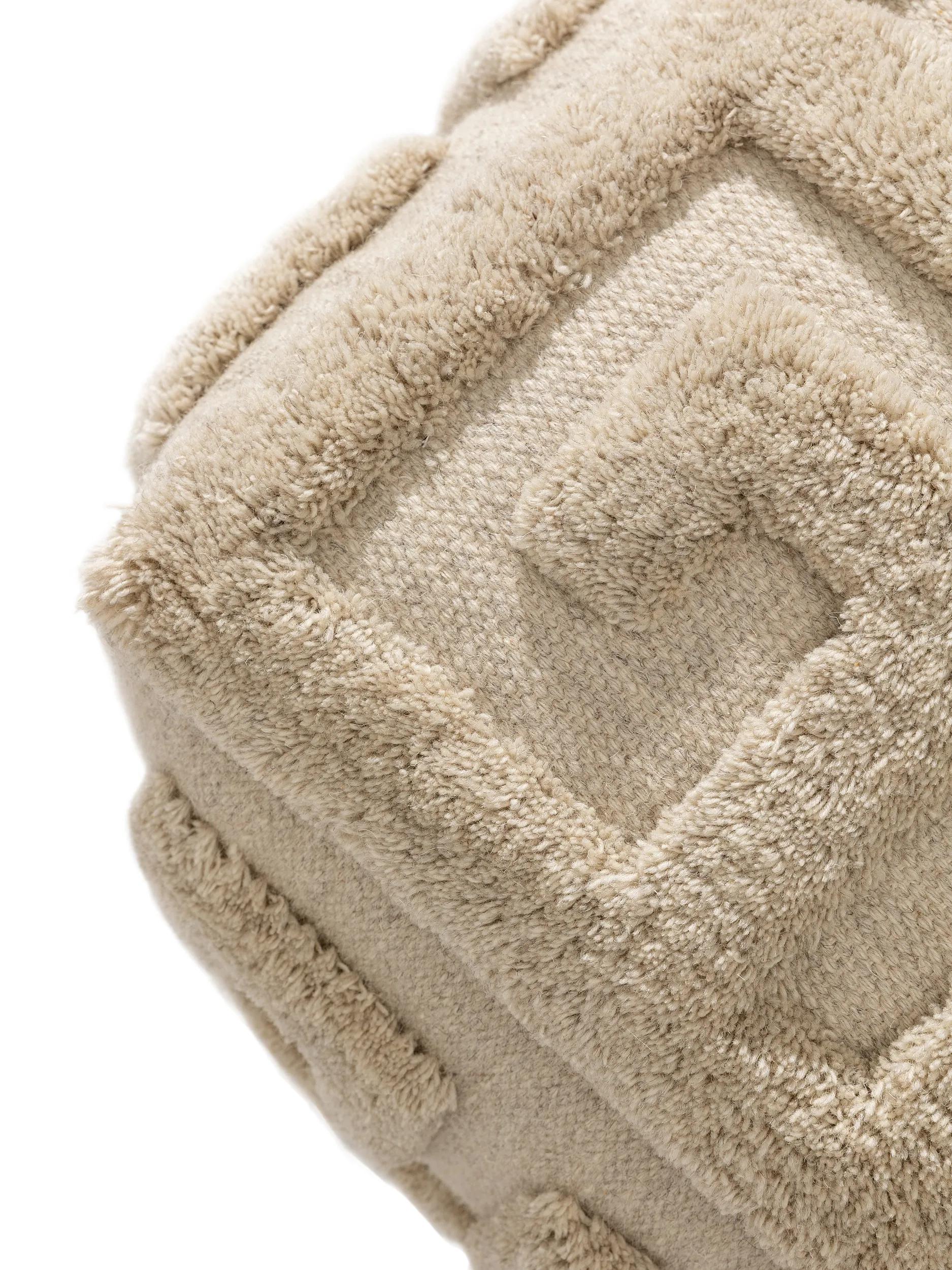 Handmade Wool Pouf Minos Cream