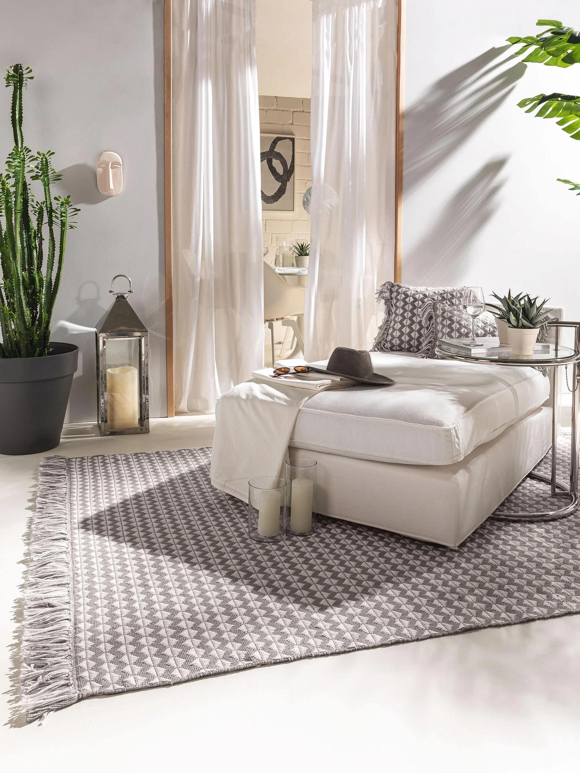 Teppich aus recyceltem Material Morty Grau