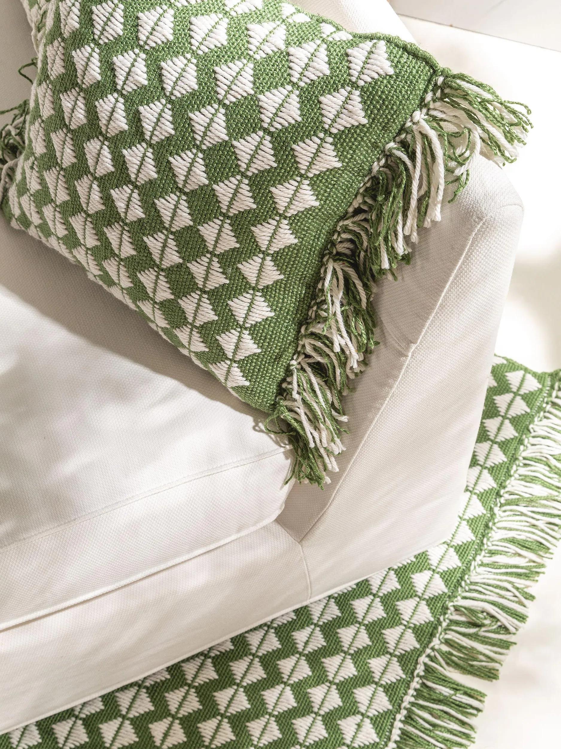 In- & Outdoor cushion Morty Green