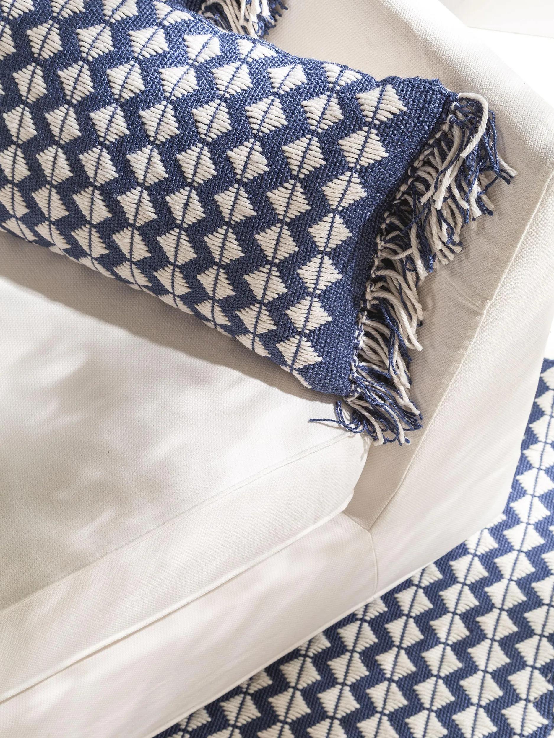 In- & Outdoor cushion Morty Dark Blue