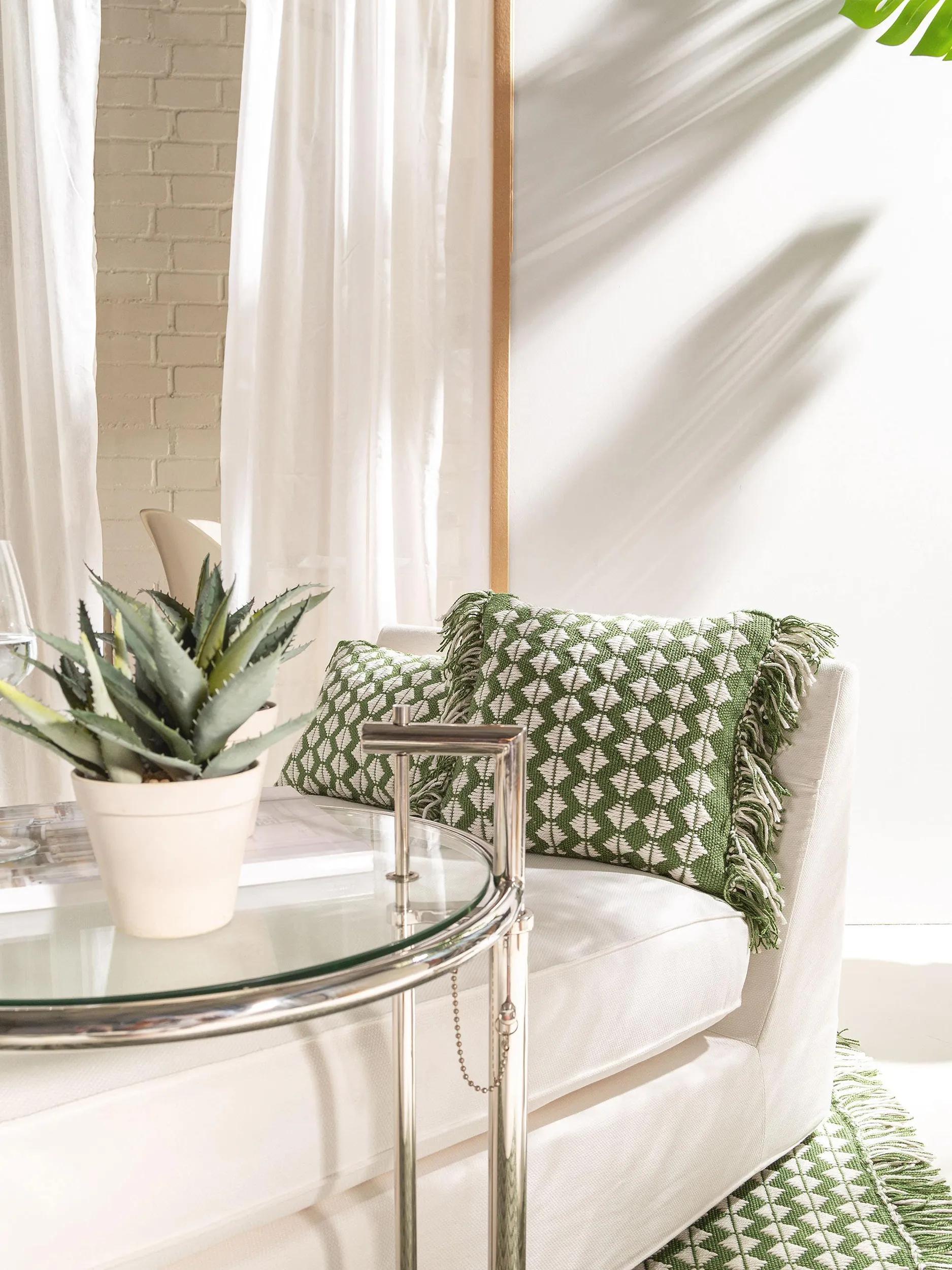 In- & Outdoor cushion Morty Green