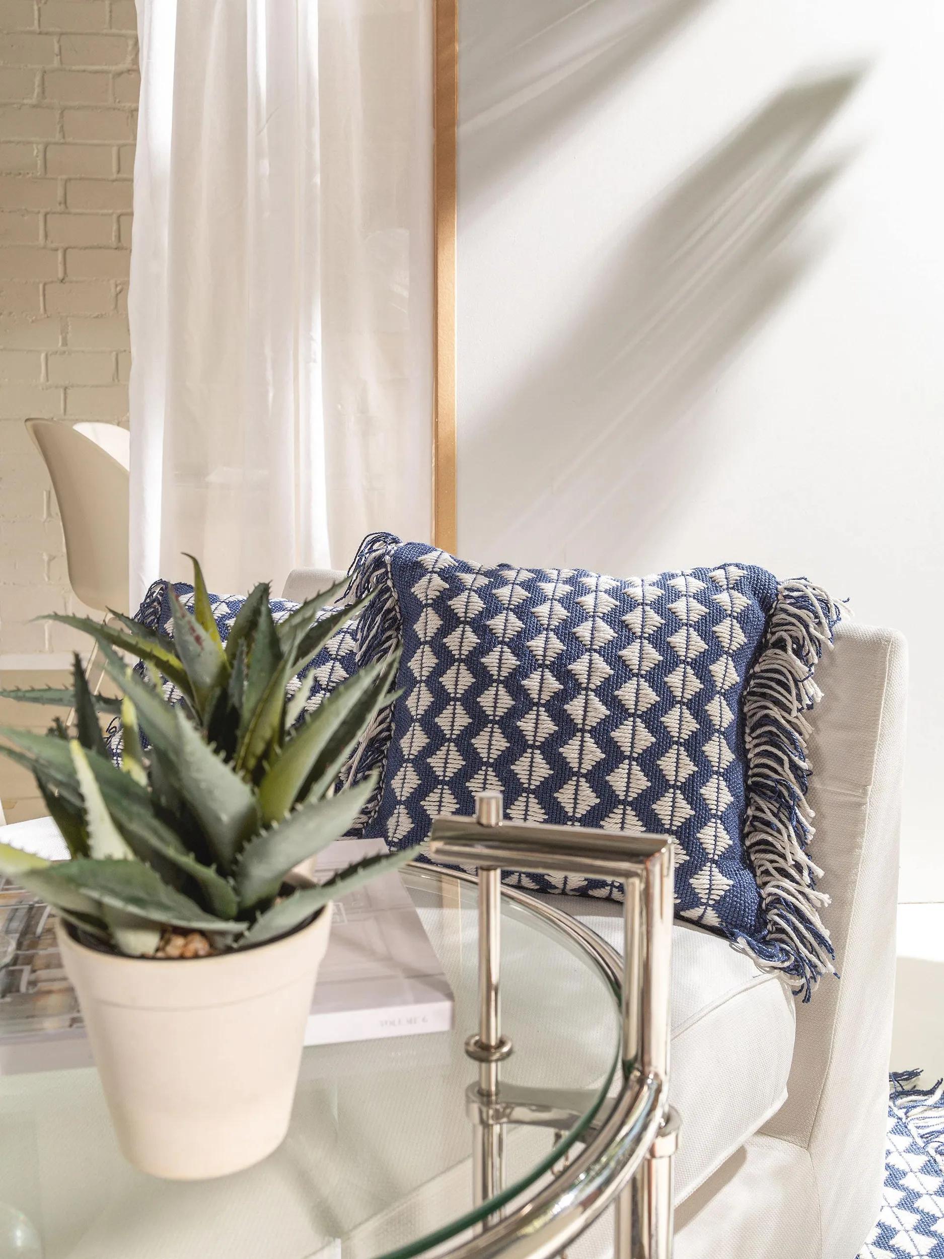 In- & Outdoor cushion Morty Dark Blue