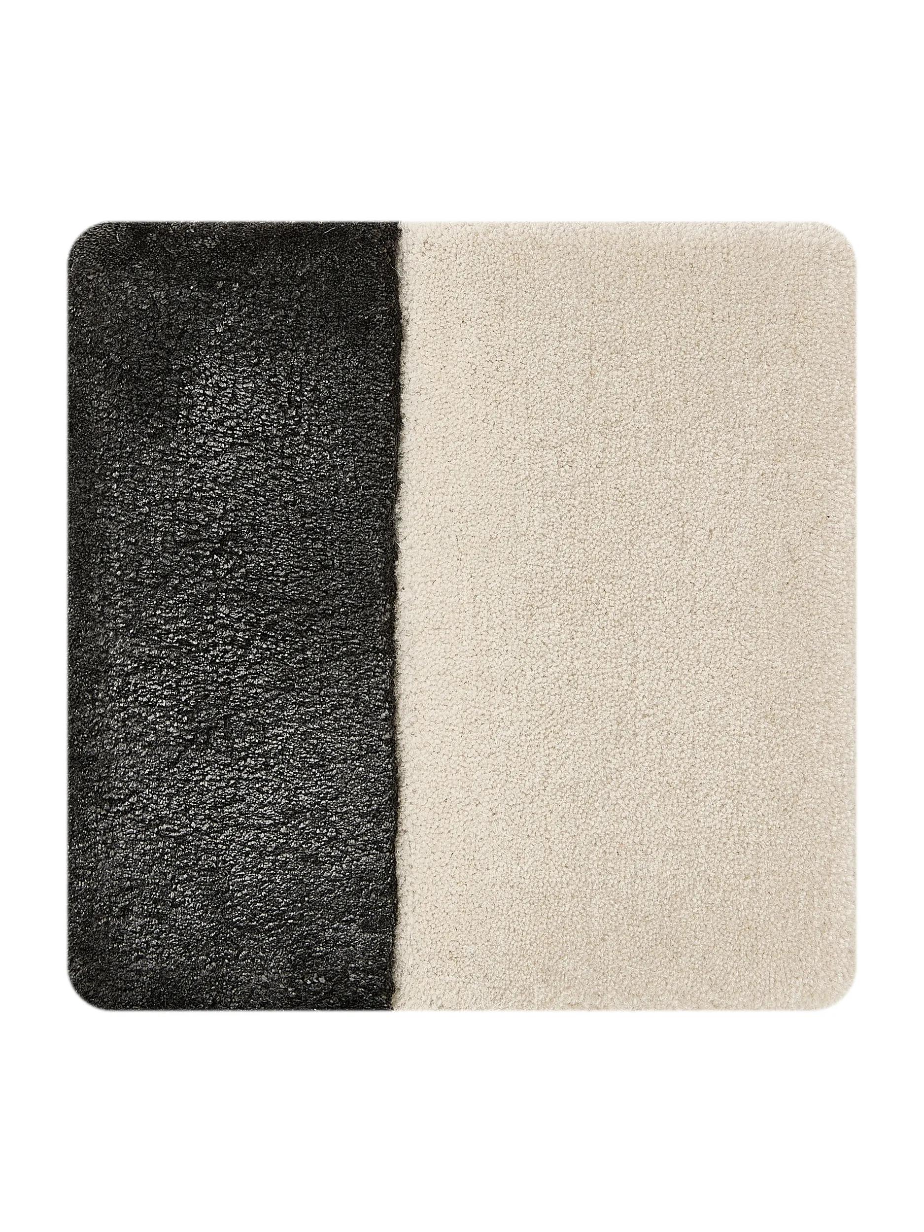 Rug Fold Black/White