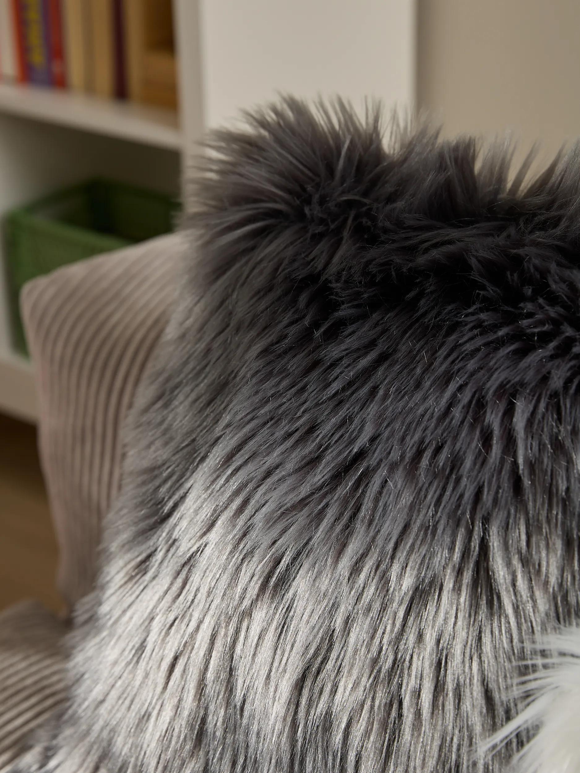 Cushion Cover Nanuk Charcoal