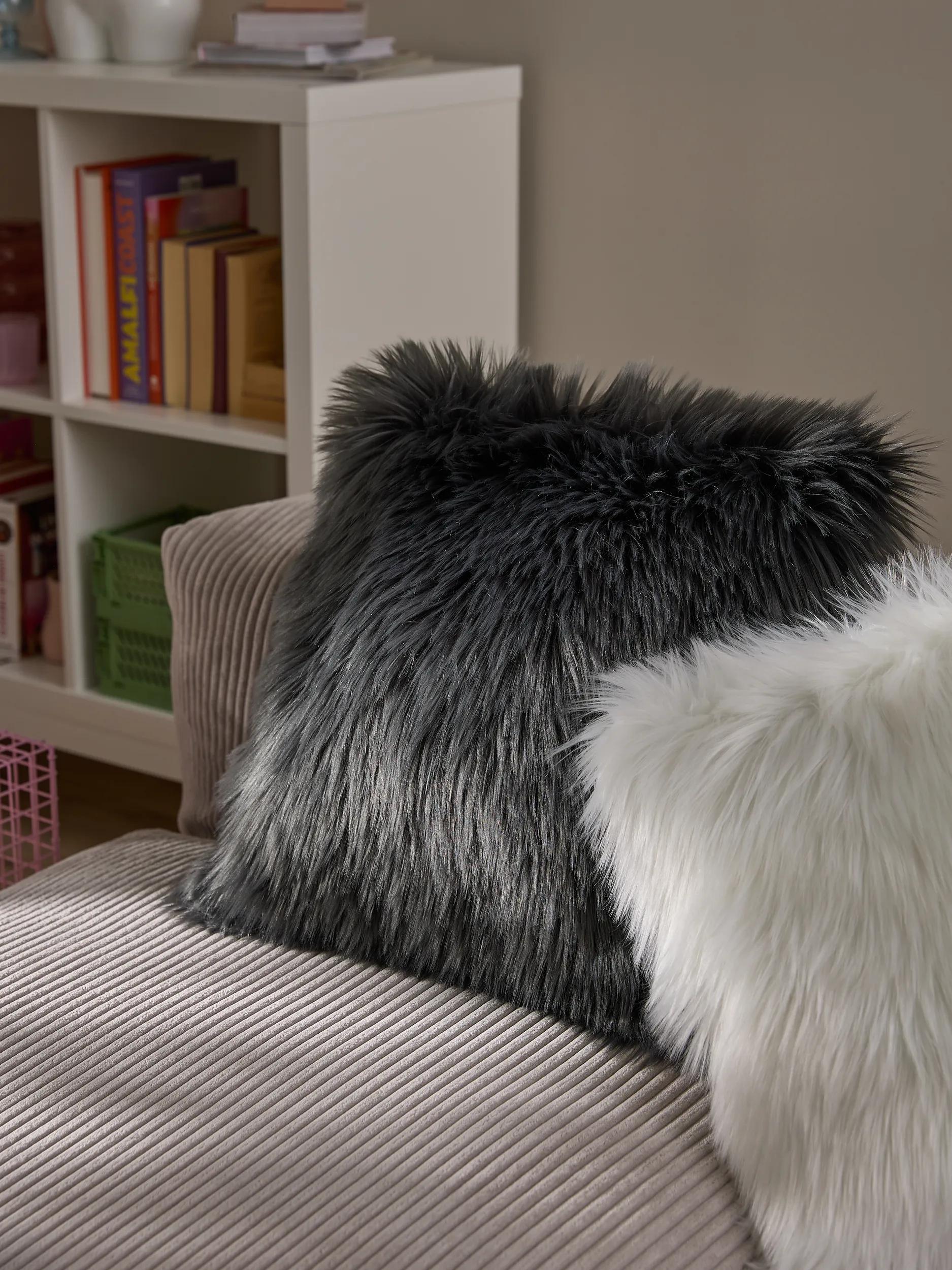 Cushion Cover Nanuk Charcoal