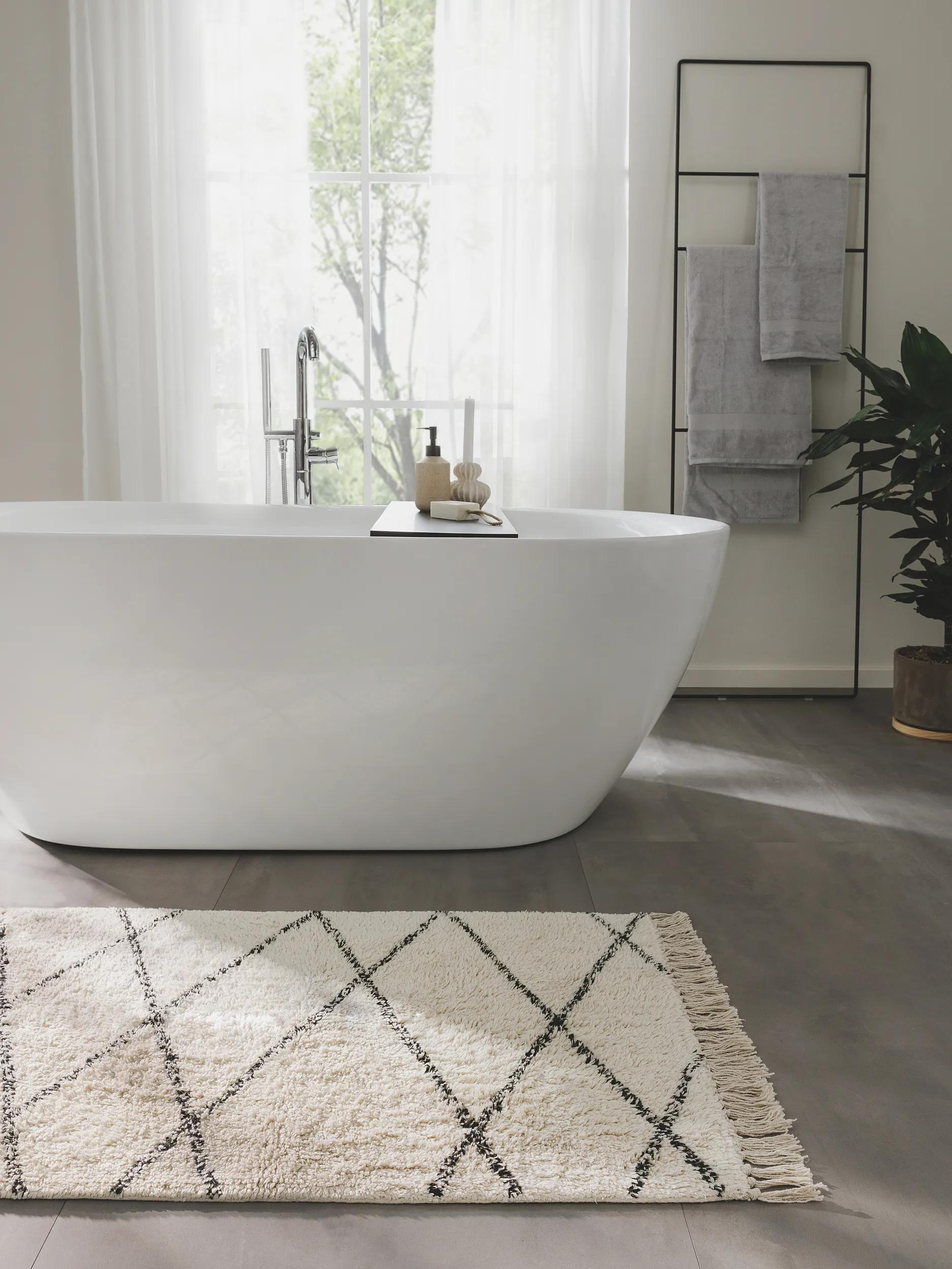 Bath Rug Naomi Cream