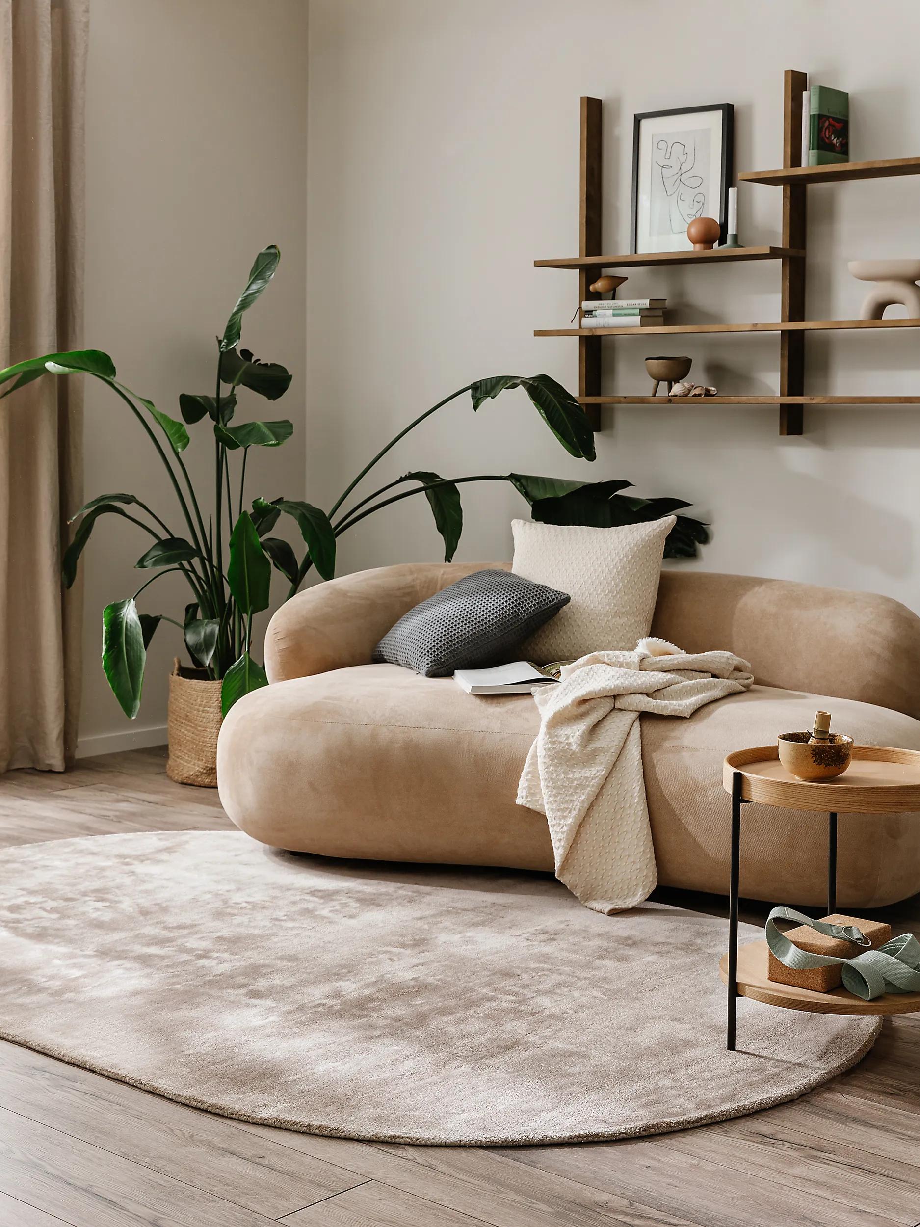 Viscose Rug Oval Nela Taupe