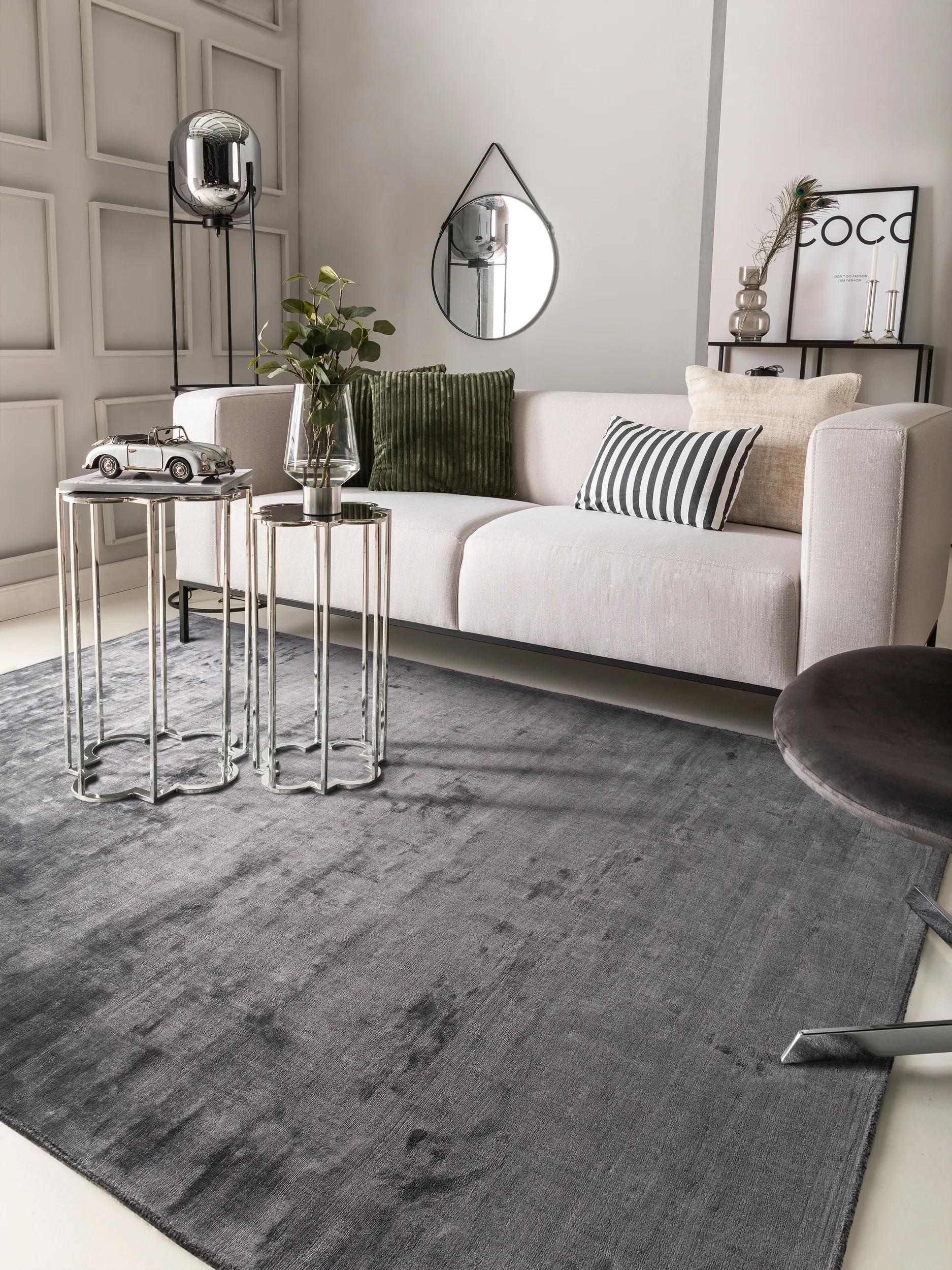 Tapis en viscose Nela Charbon/Bleu