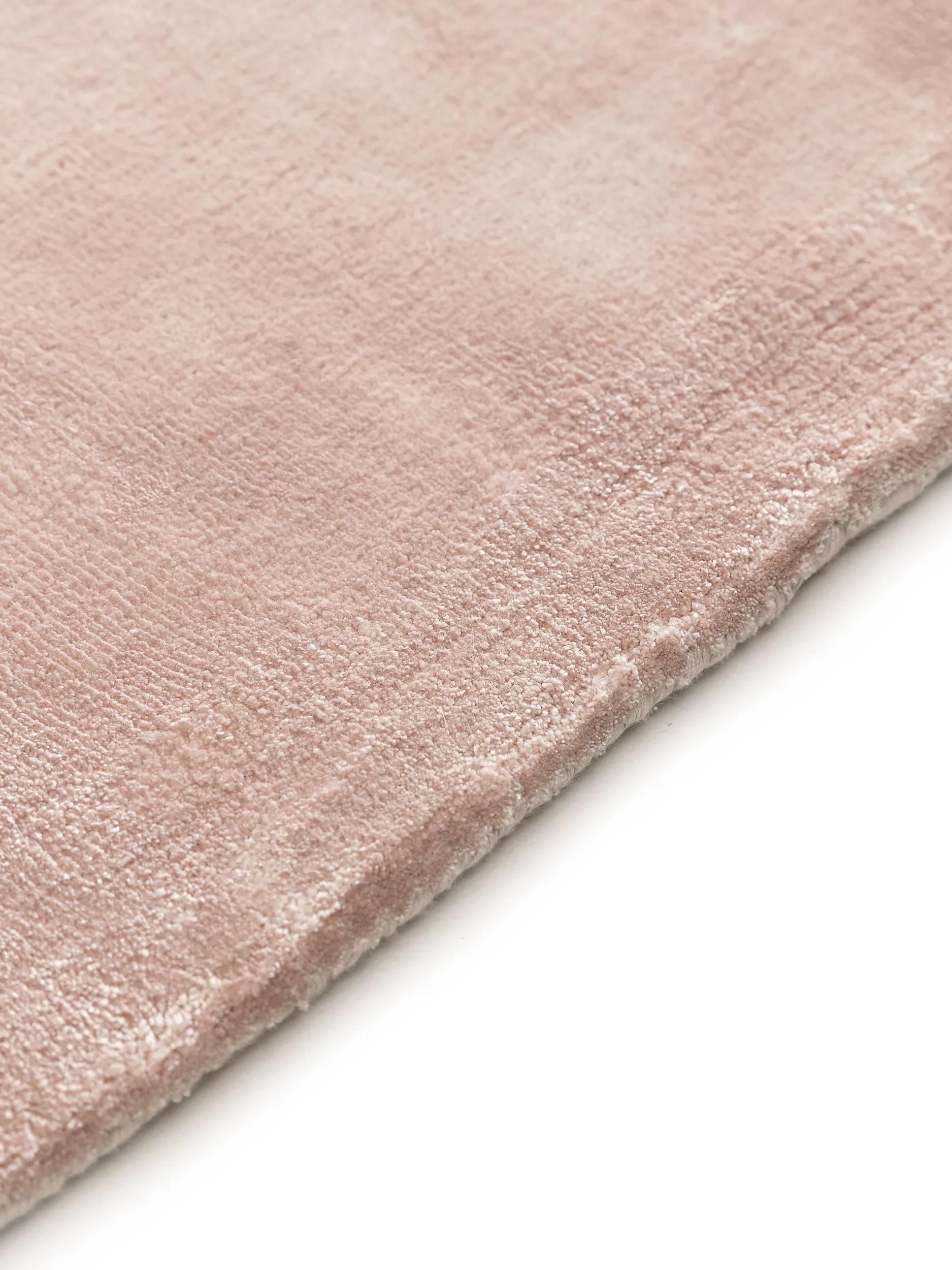 Viscose Rug Nela Rose