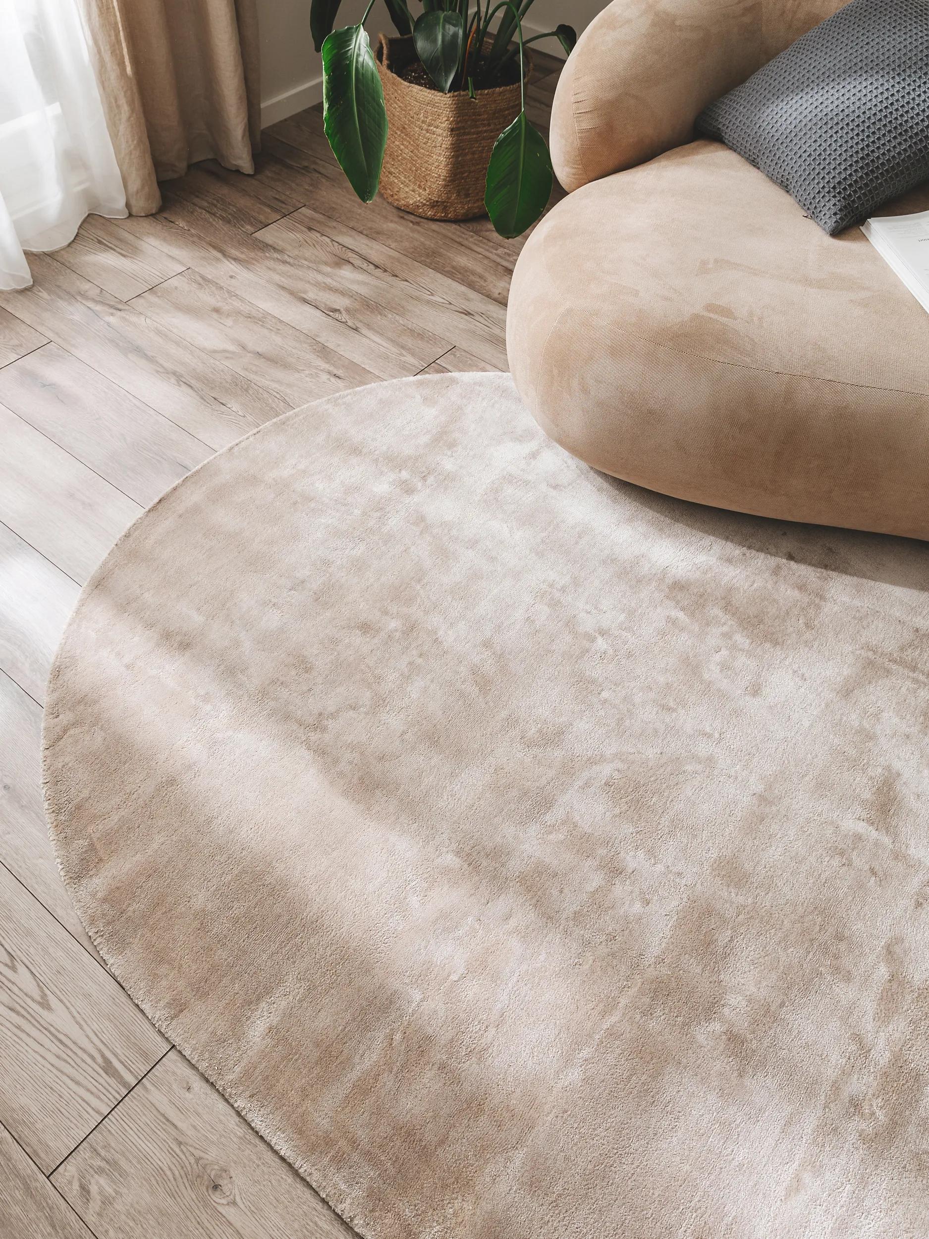 Viscose Rug Oval Nela Taupe
