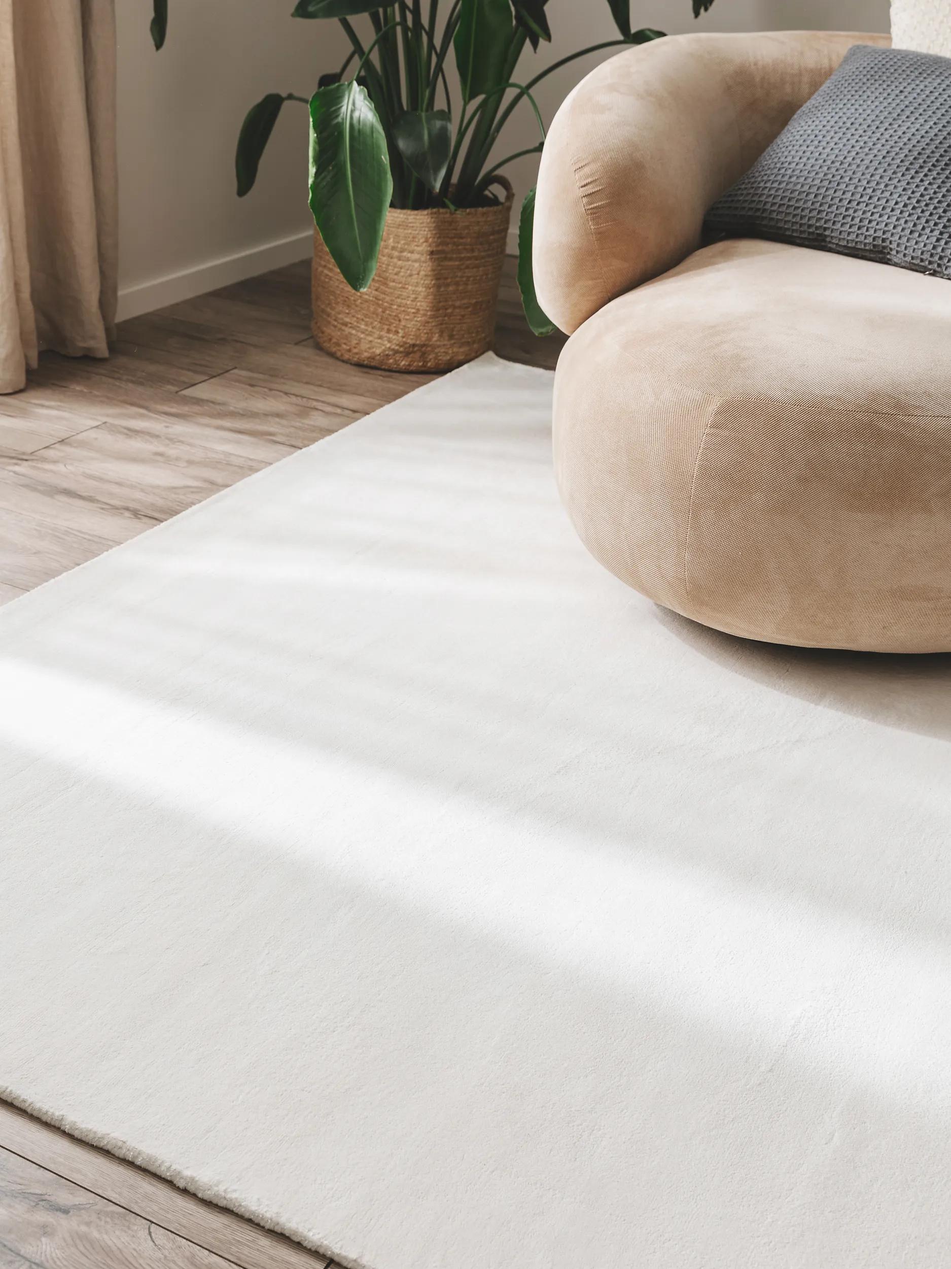 Viscose Rug Nela Ivory