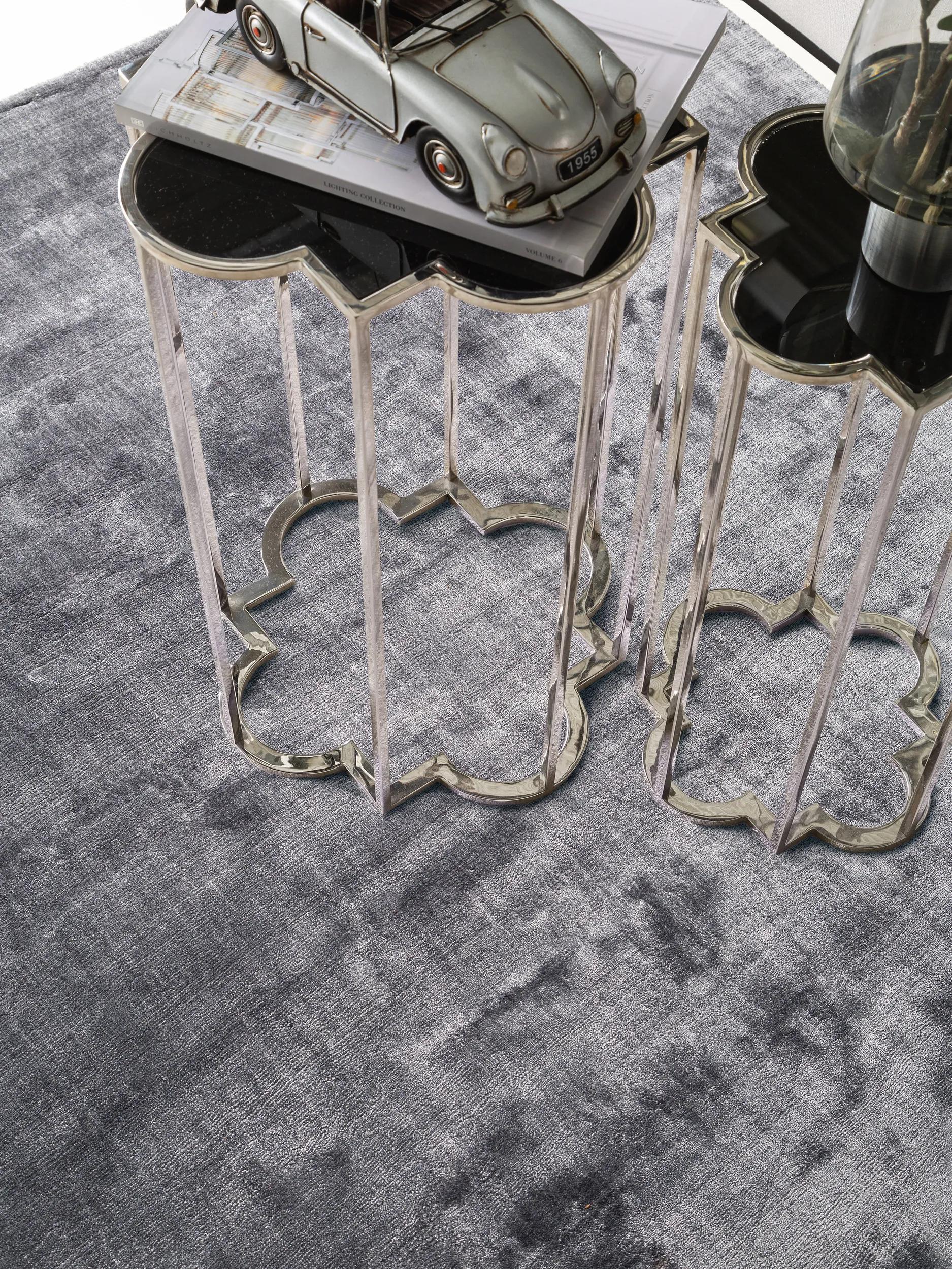 Tapis en viscose Nela Charbon/Bleu