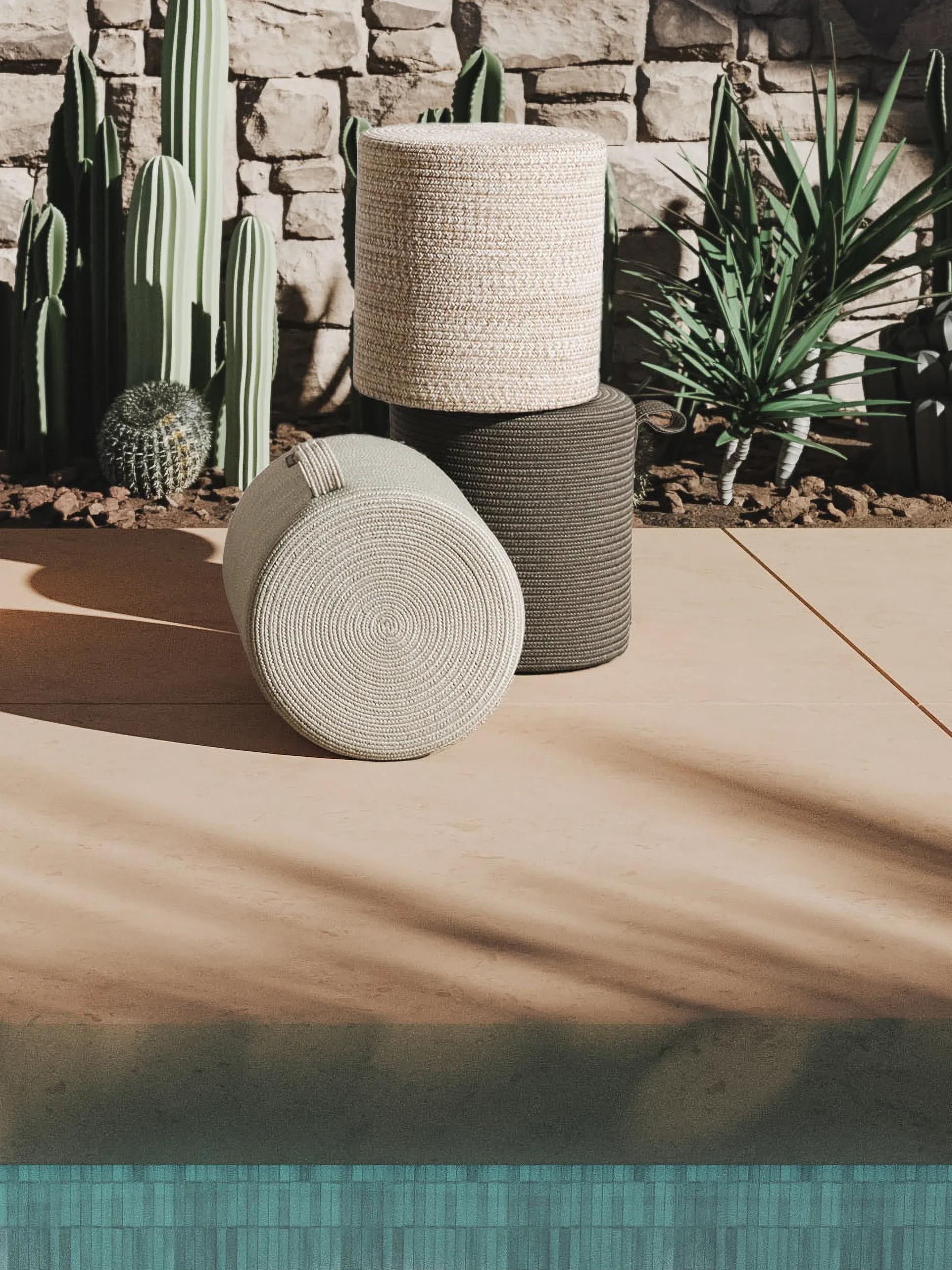 In- & Outdoor Pouf Noe Light Grey