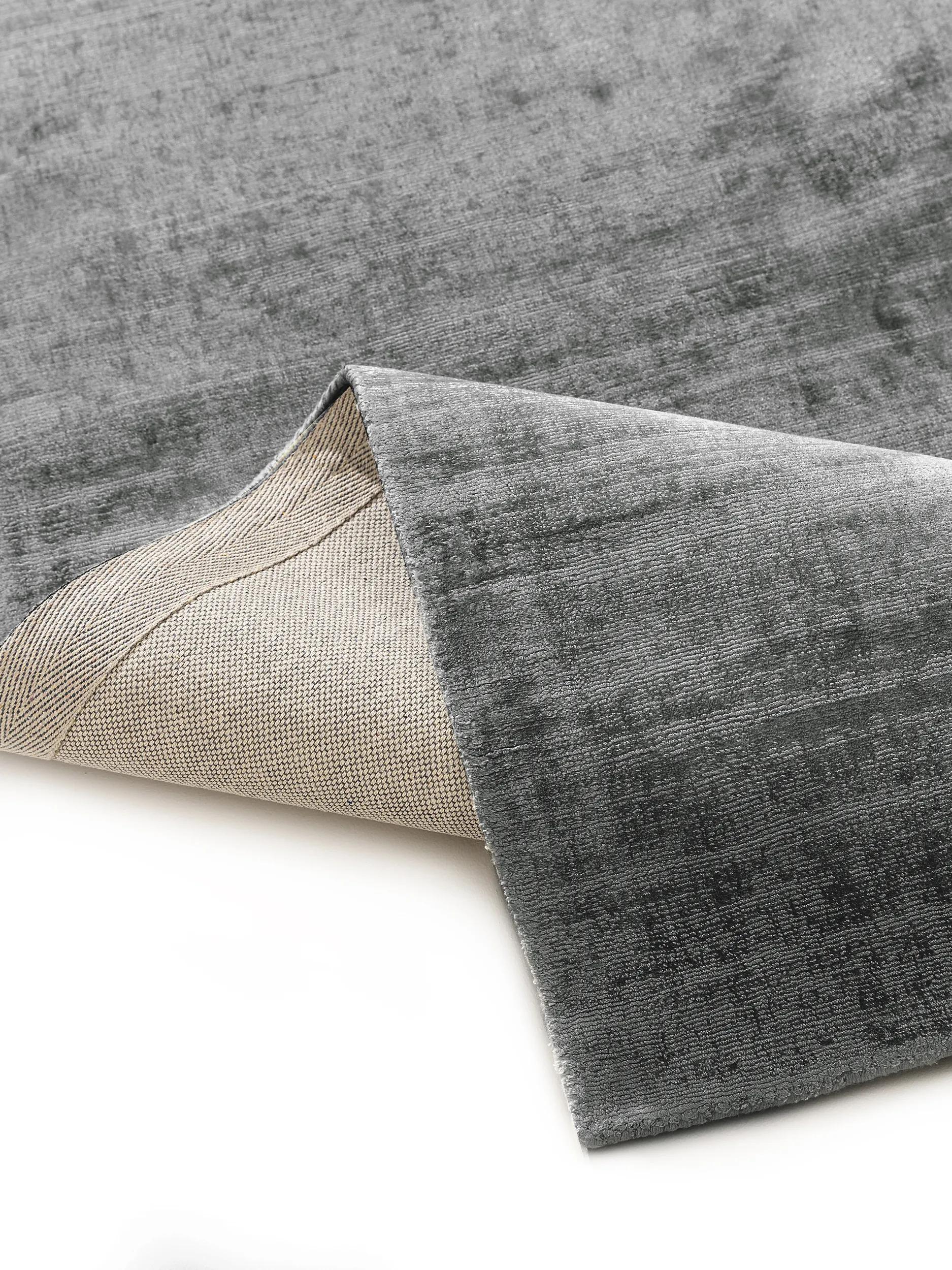 Viscose Rug Nova Dark Grey