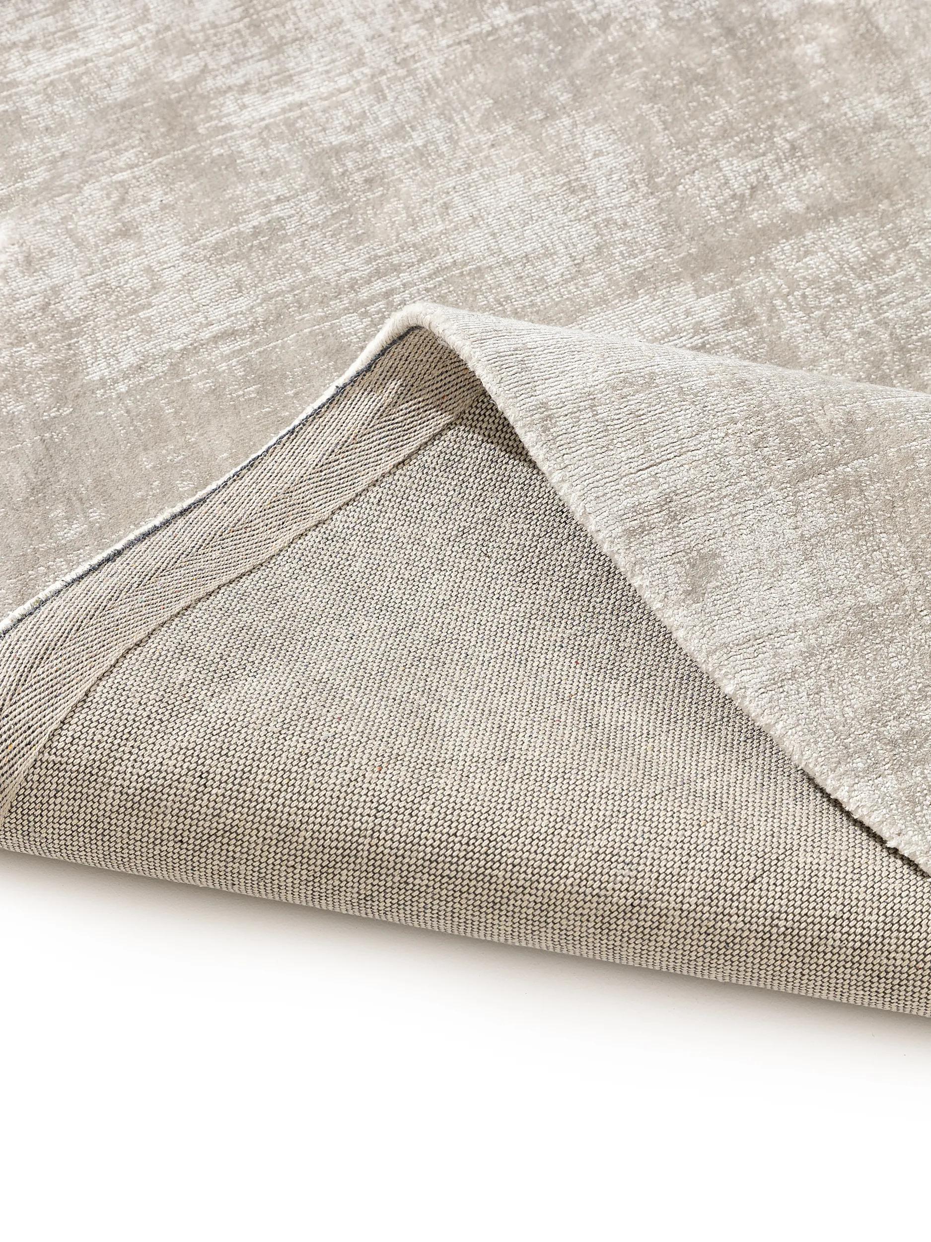 Viscose Rug Round Nova Light Grey