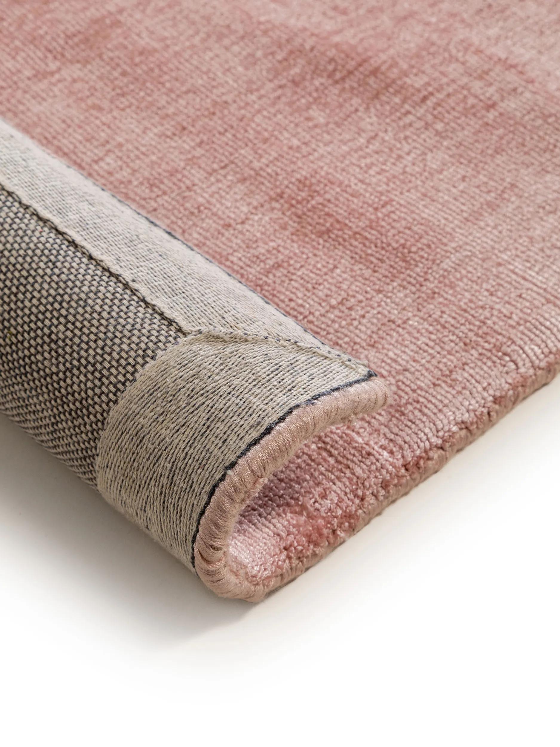 Viscose Rug Nova Rose