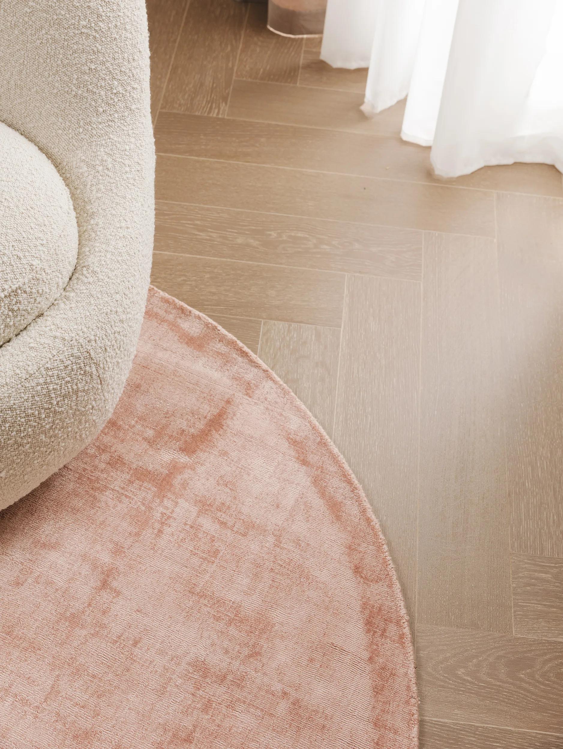 Viscose Rug Round Nova Rose