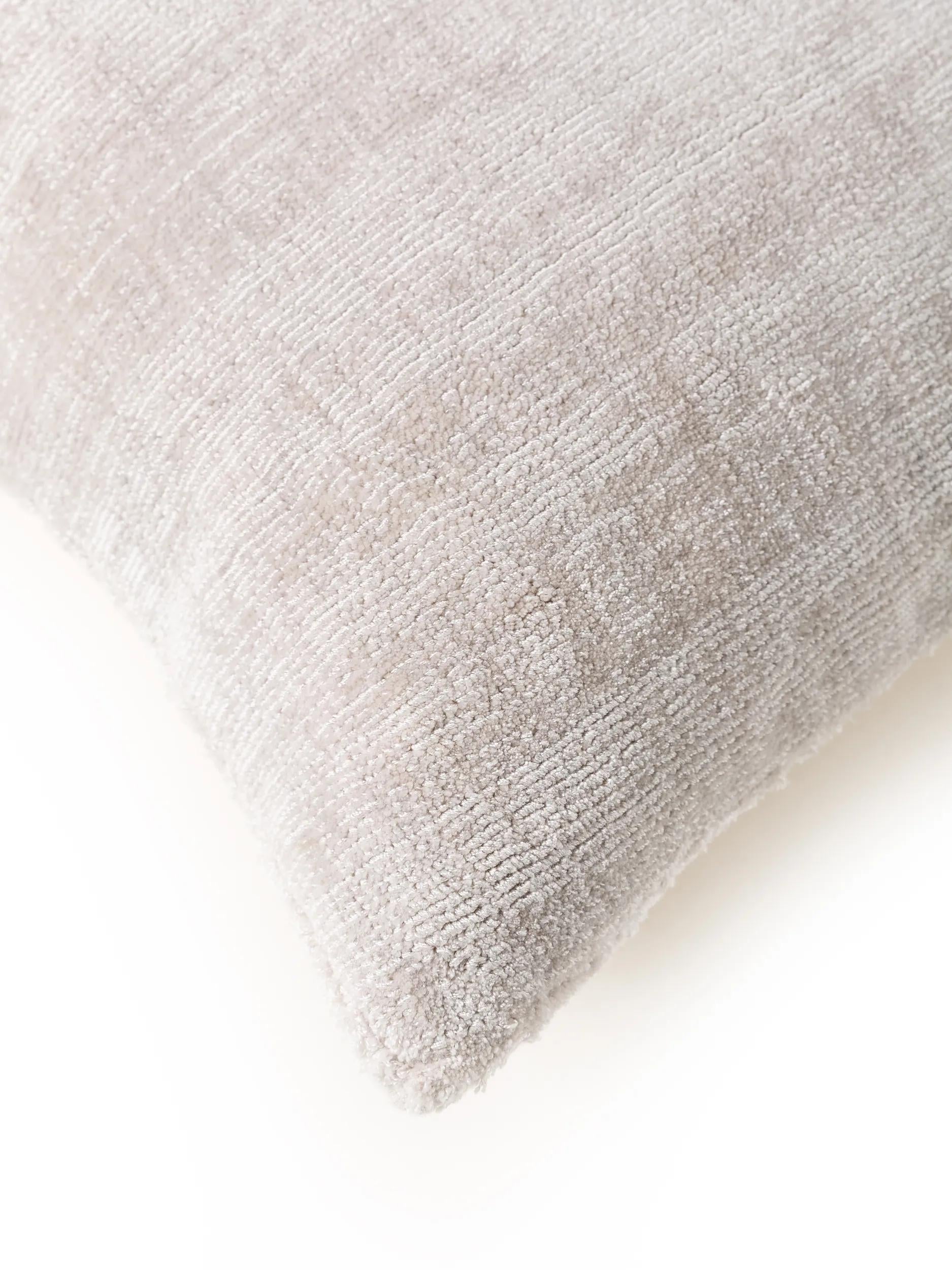 Housse de coussin Nova gris clair