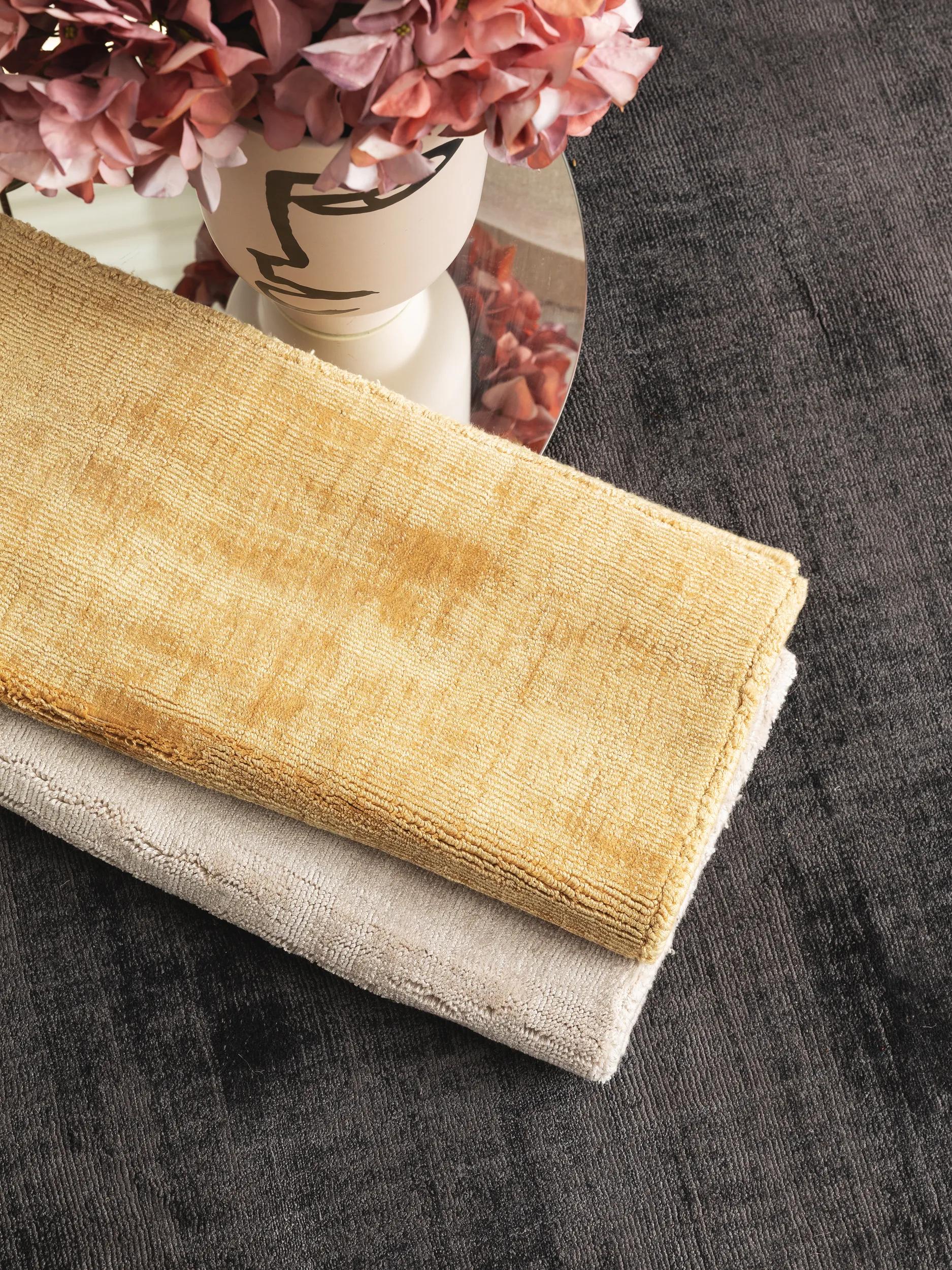 Housse de coussin Nova gris clair