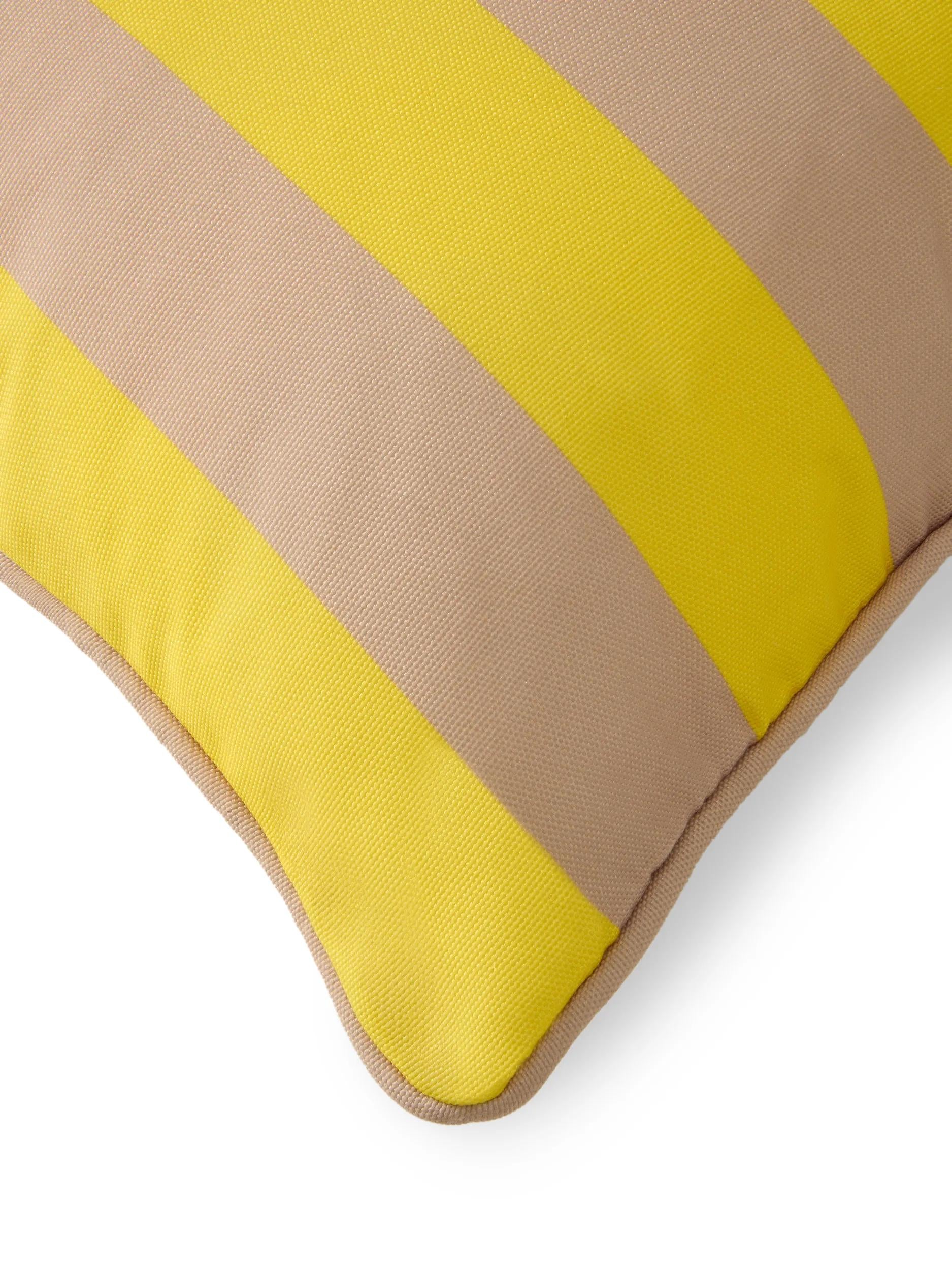 In- & Outdoor Cushion Reed Yellow