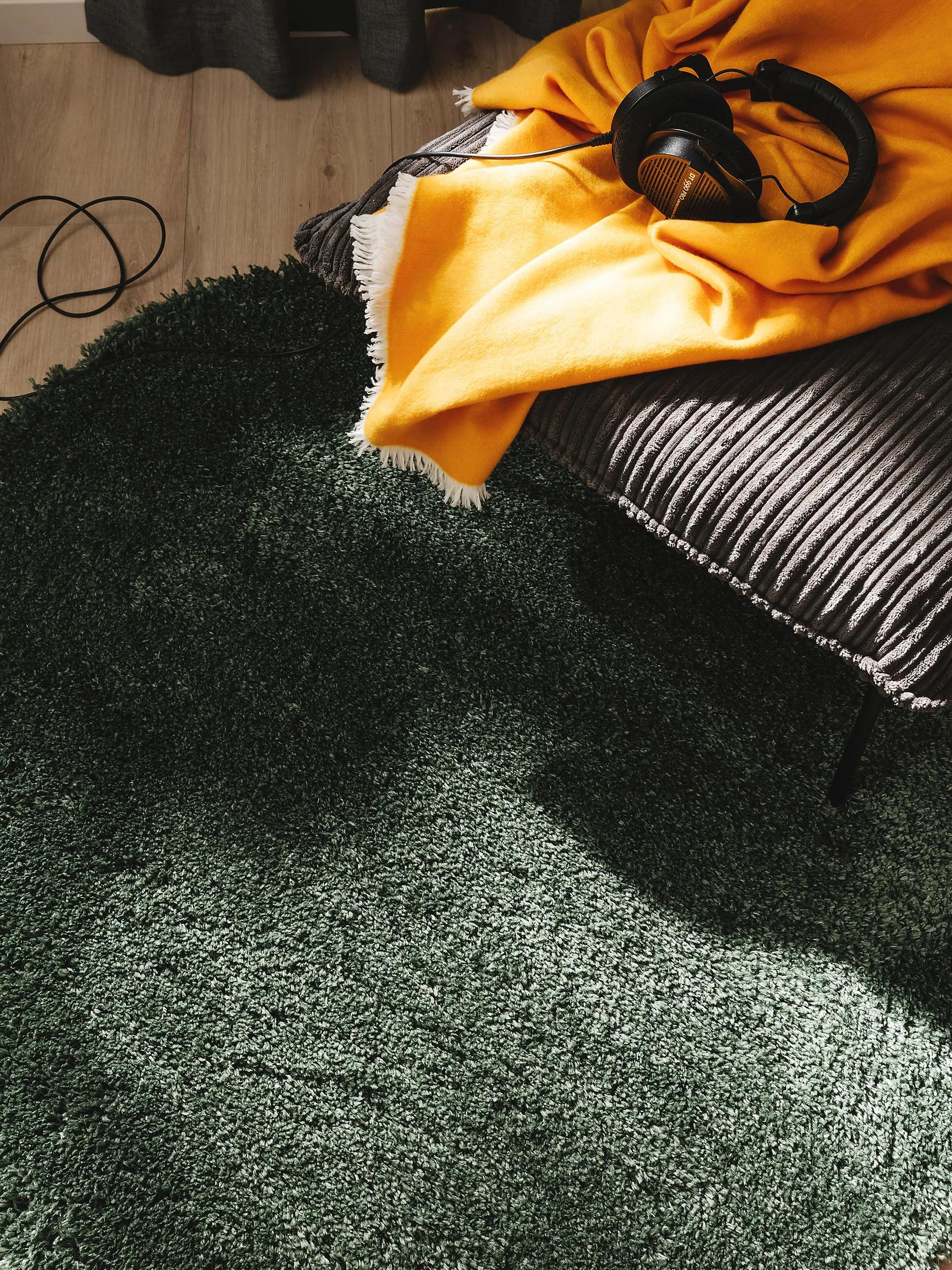 Shaggy Round Rug Ricky Green