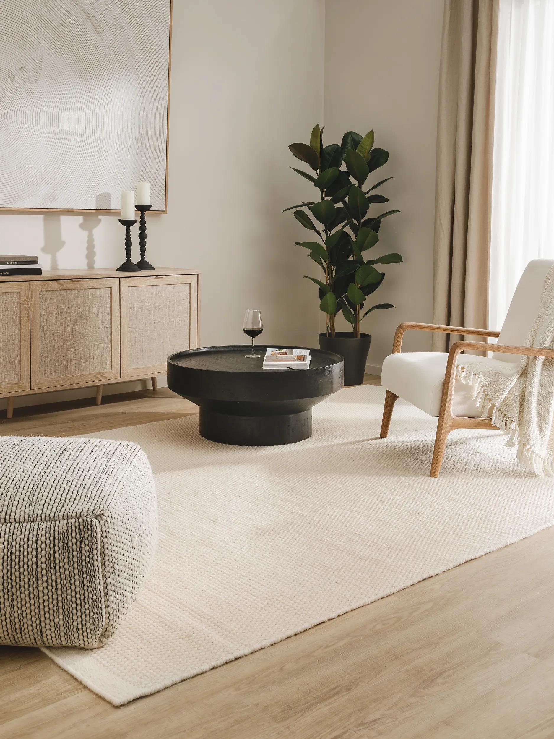 Wool Rug Rocco White