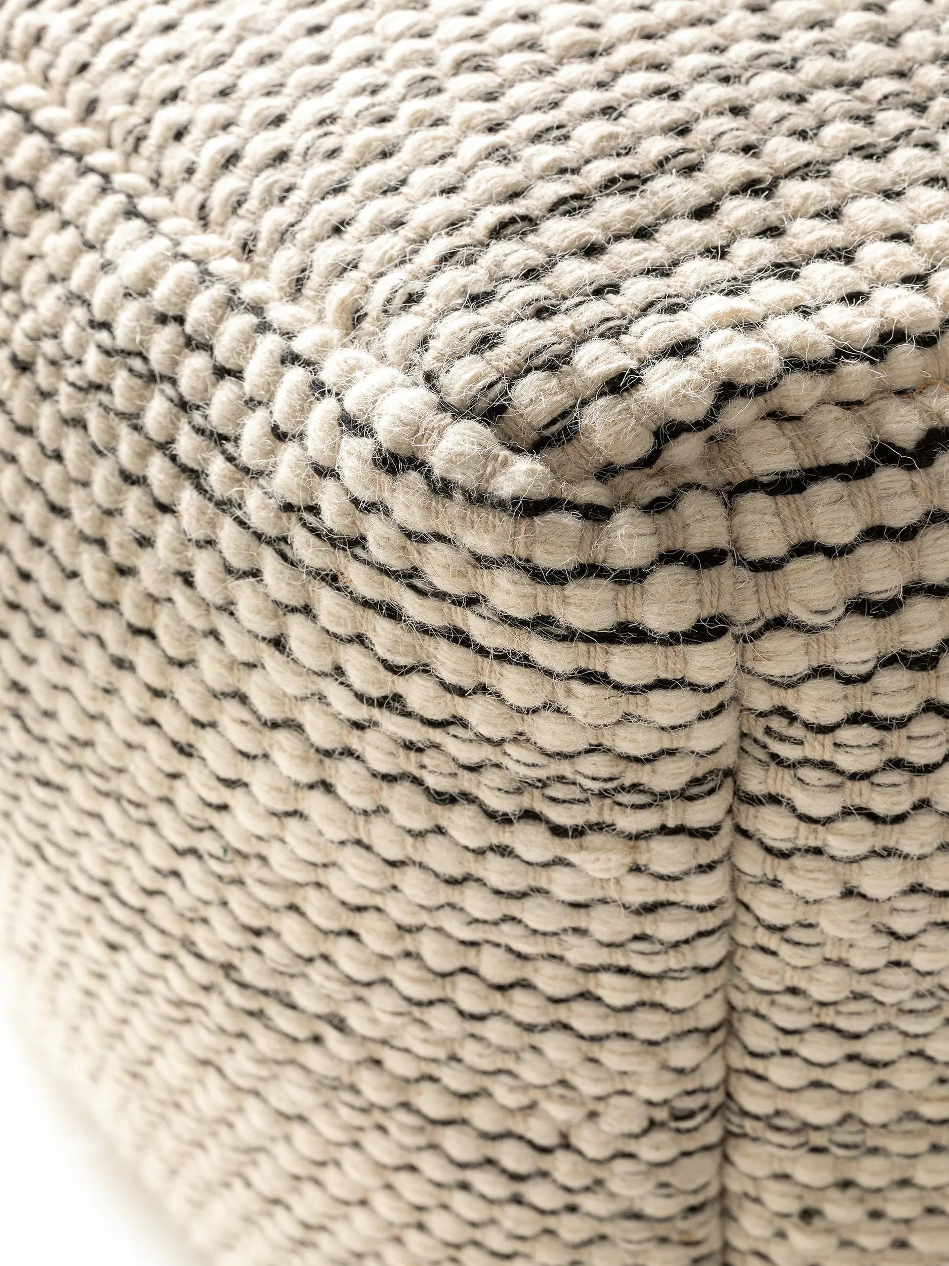 Handmade Wool Pouf Rocco Beige/Black