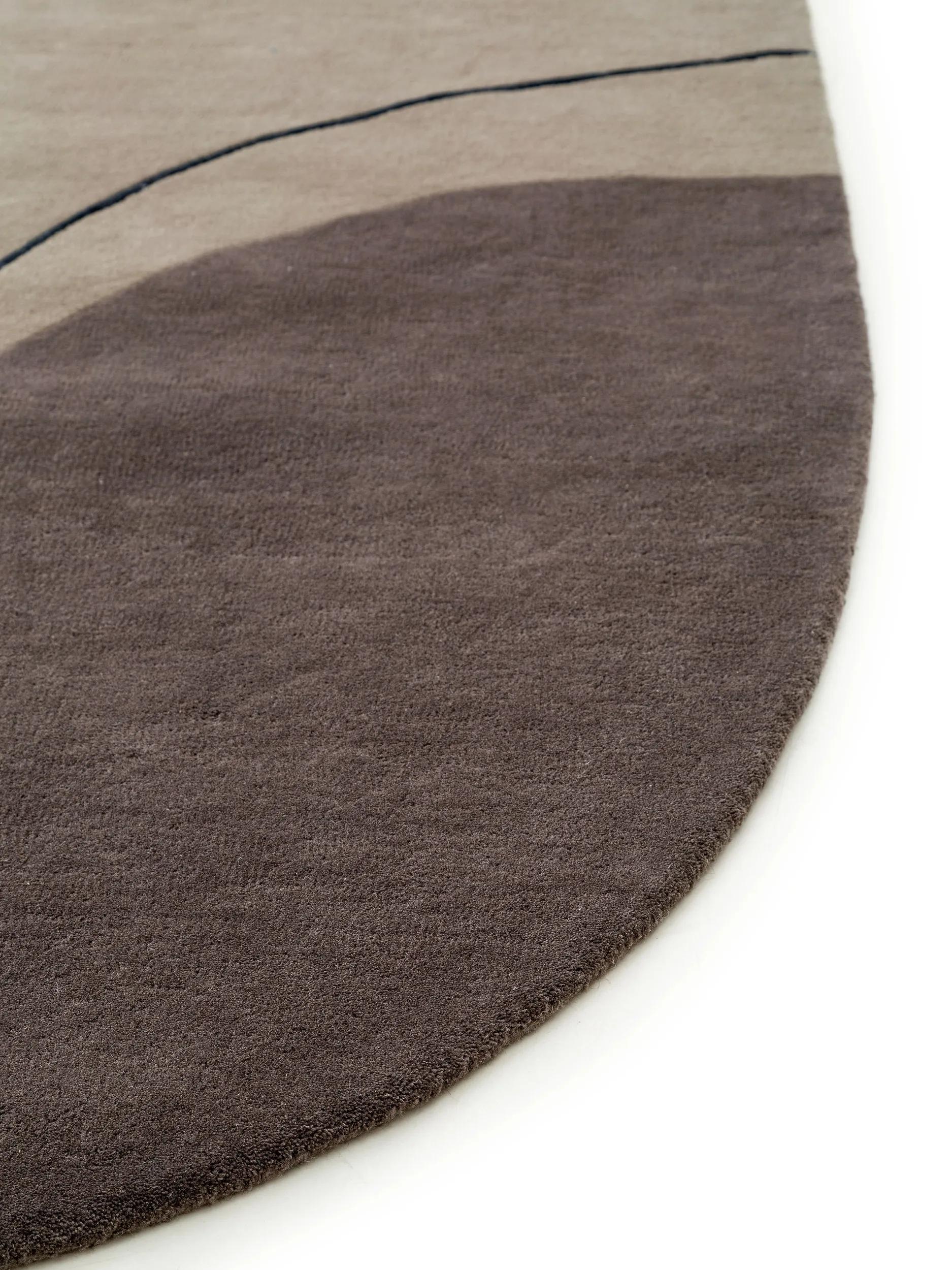Wool Rug Shape Taupe