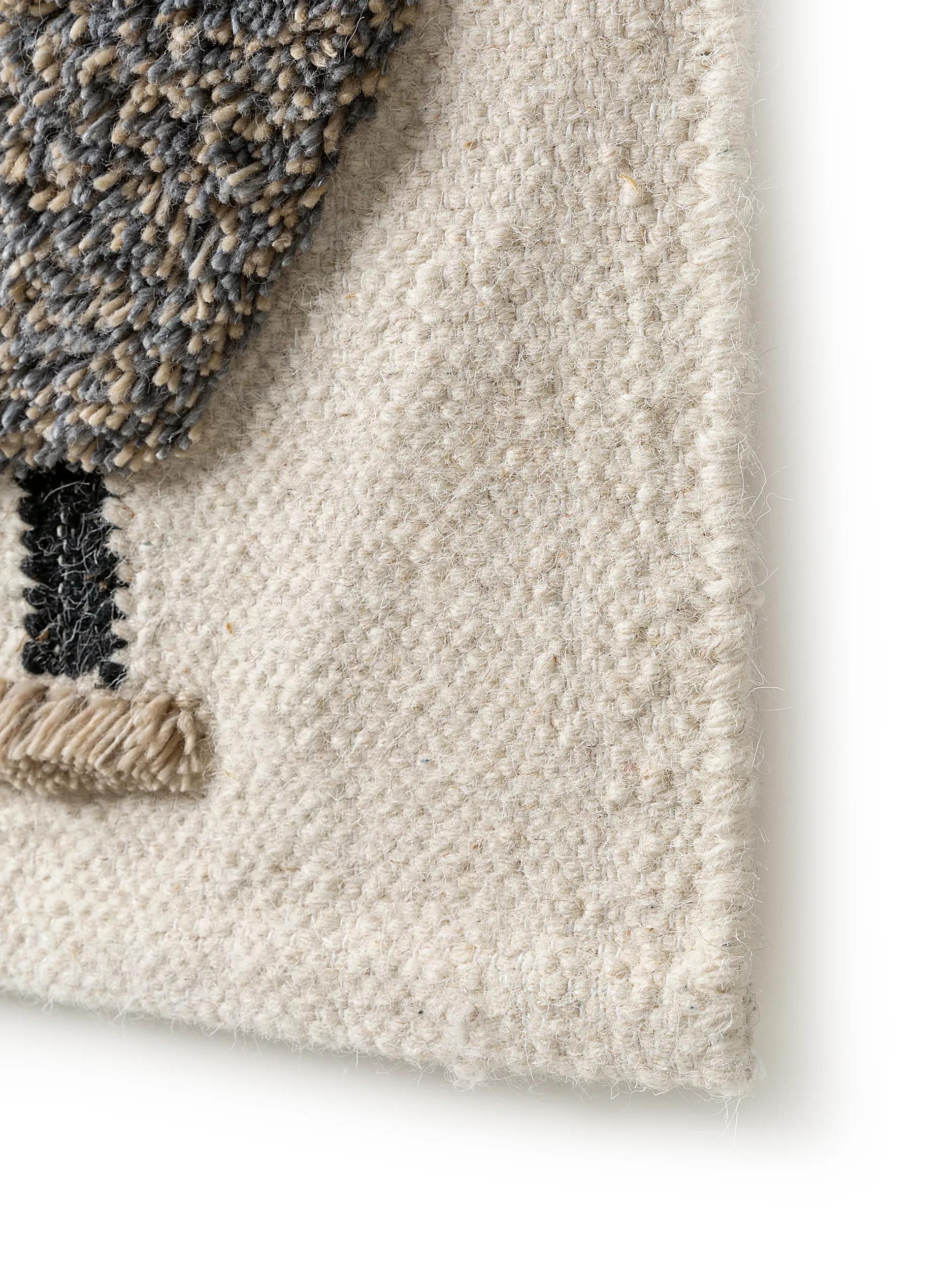 Wall Hanging Shawn Ivory