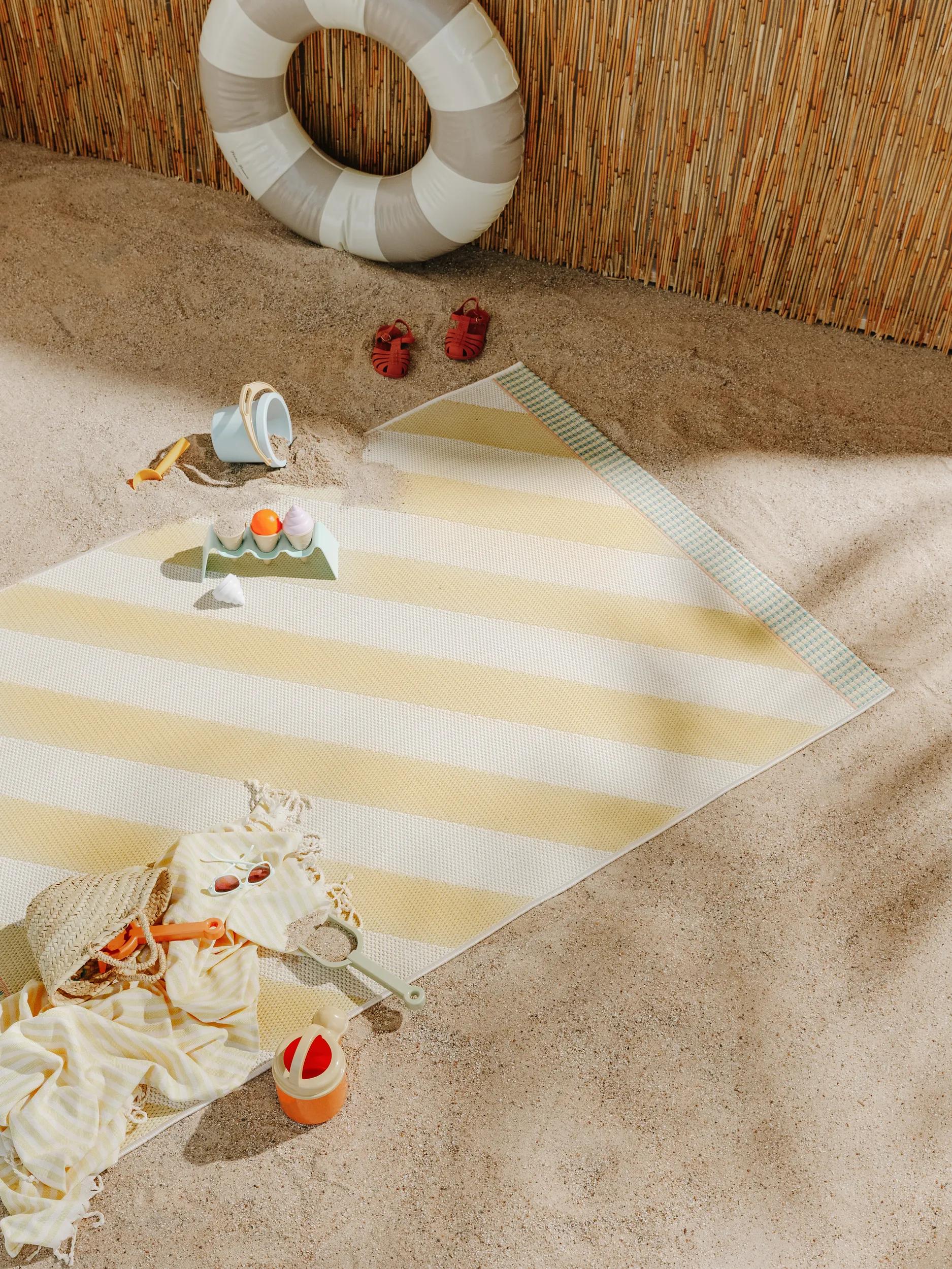 In- & Outdoor Rug Sunny Yellow