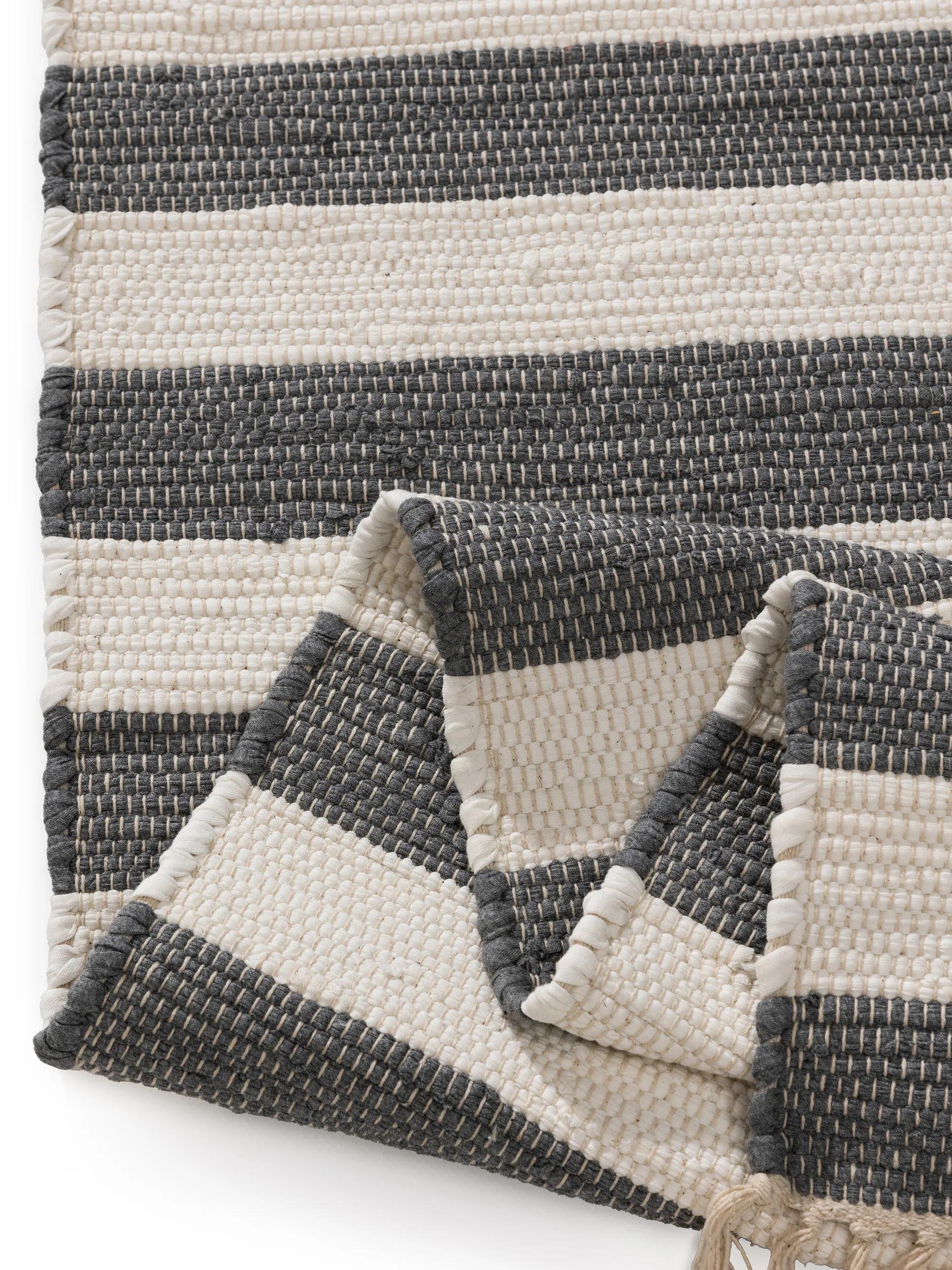 Rug made from recycled material Tom Grey/White