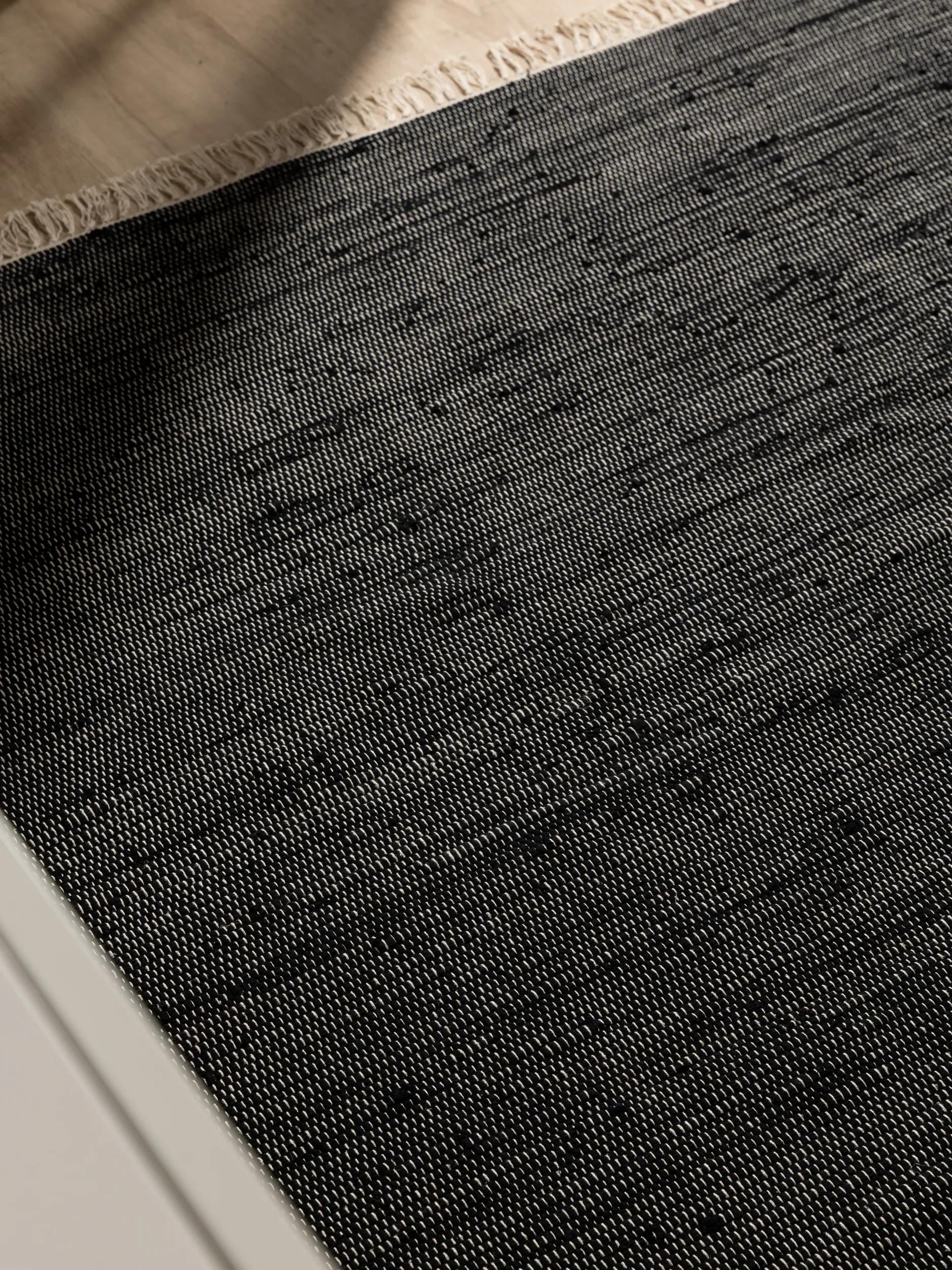 Rug made from recycled material Tom Black