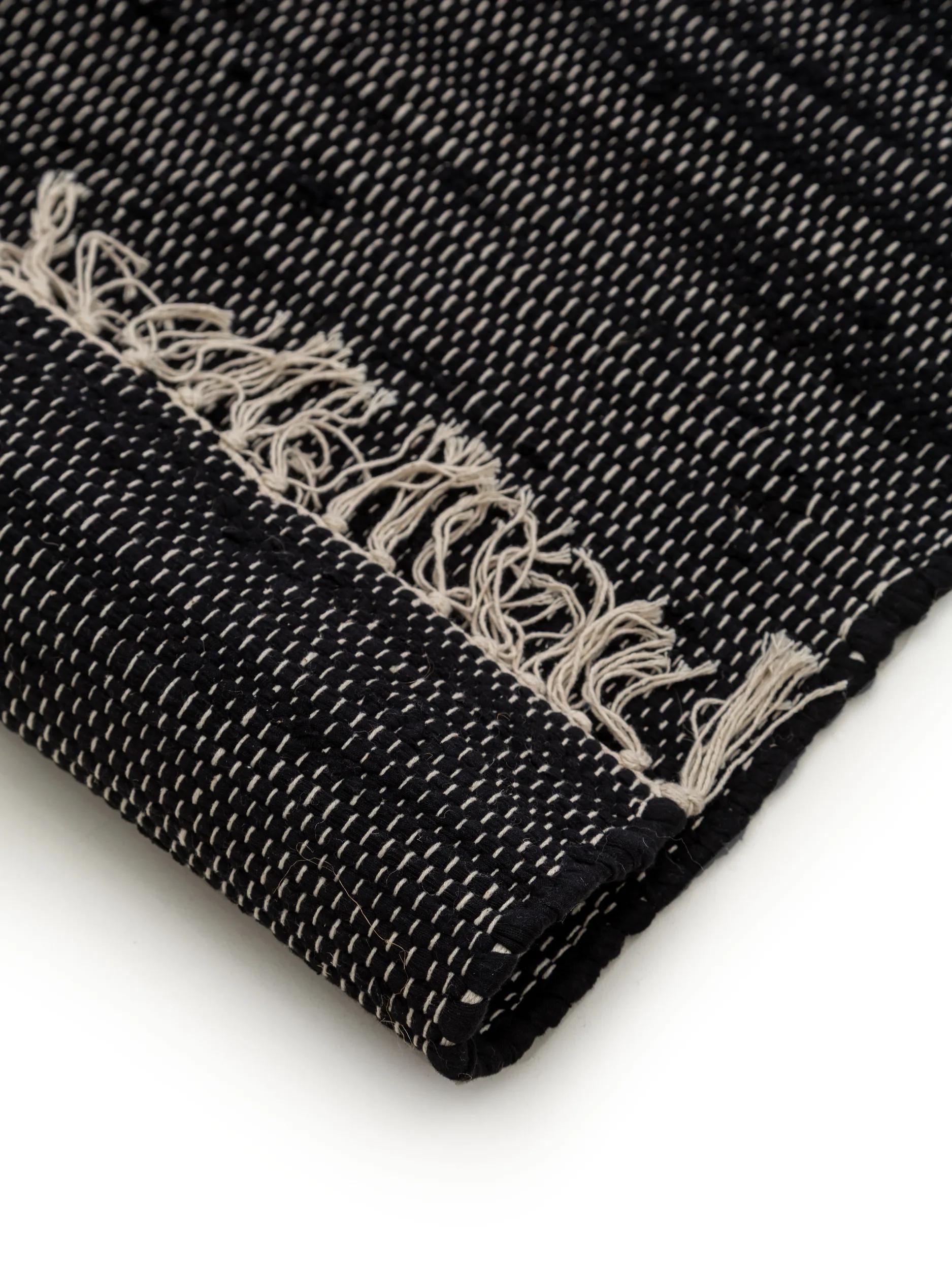 Rug made from recycled material Tom Black