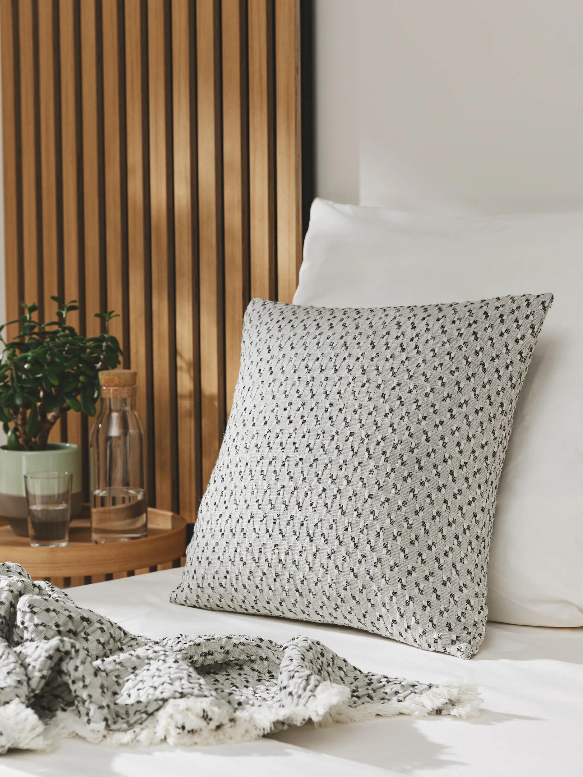 Cushion Cover Vanida Grey