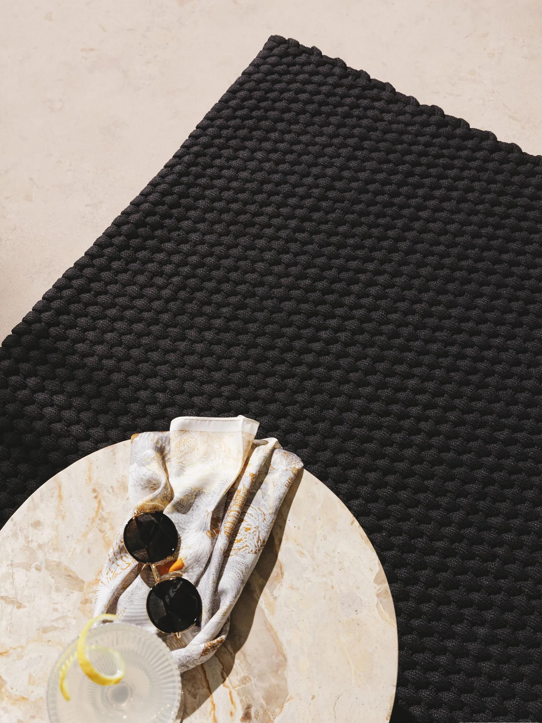In- & Outdoor Rug Vita Black
