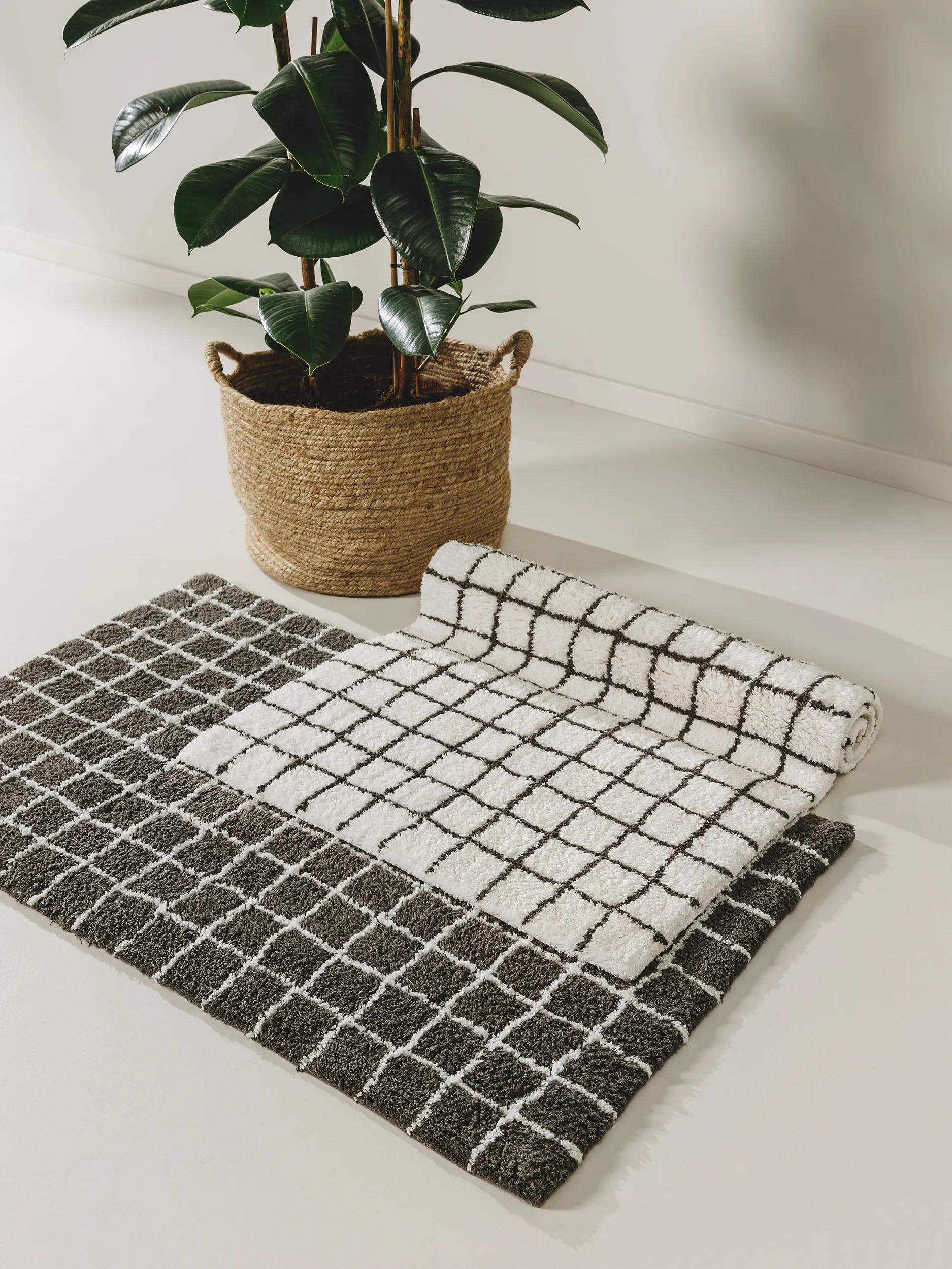 Bath Rug Wavu White