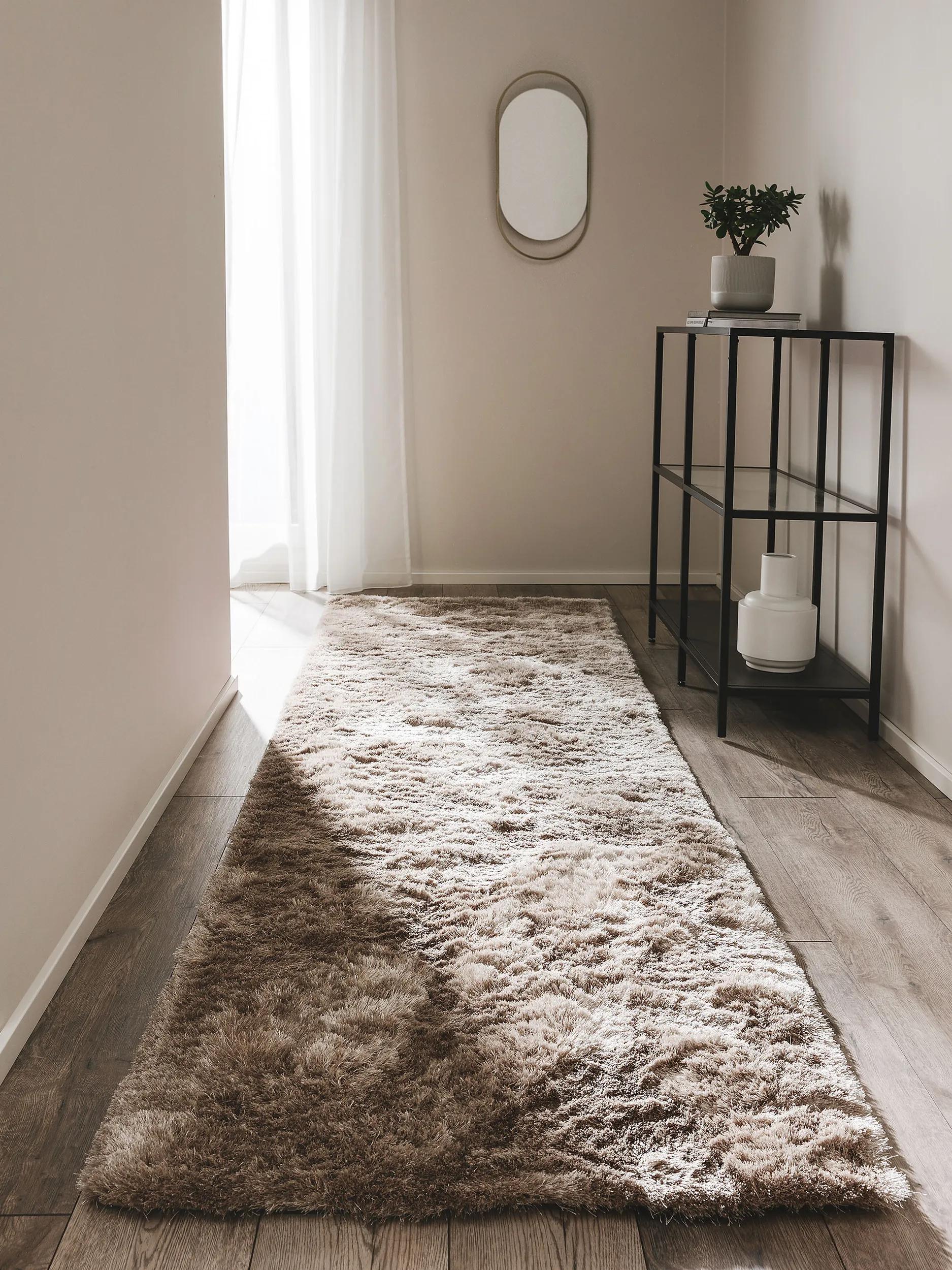 Shaggy rug Whisper Light Brown