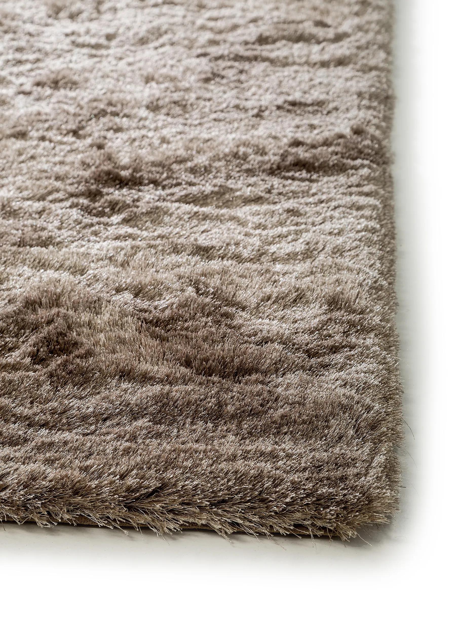 Shaggy rug Whisper Light Brown