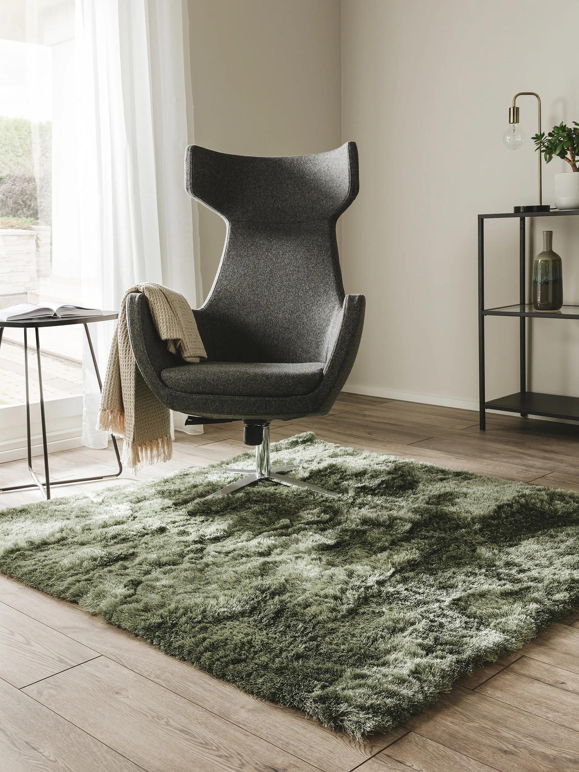 Shaggy rug Whisper Green