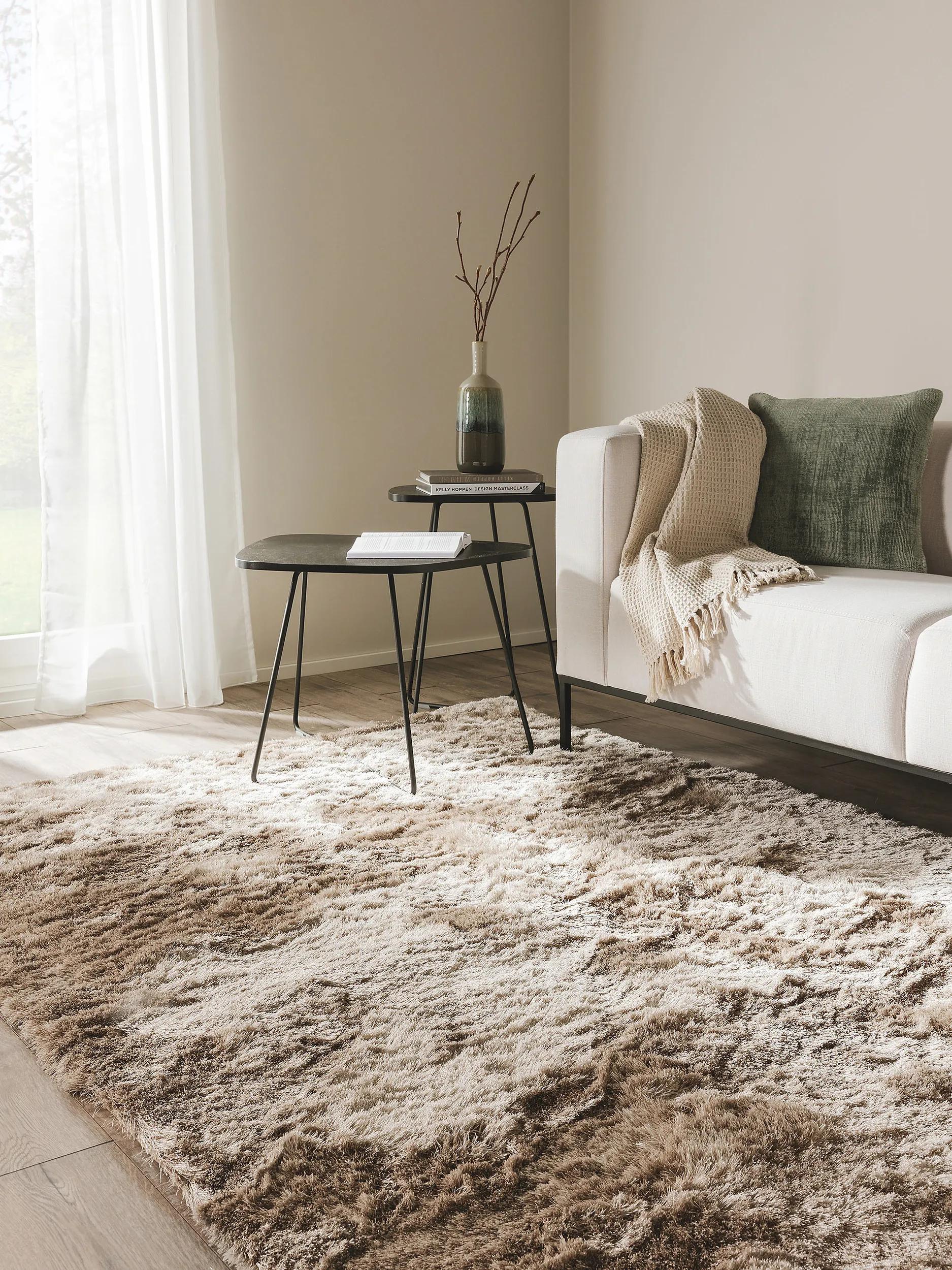 Shaggy rug Whisper Light Brown