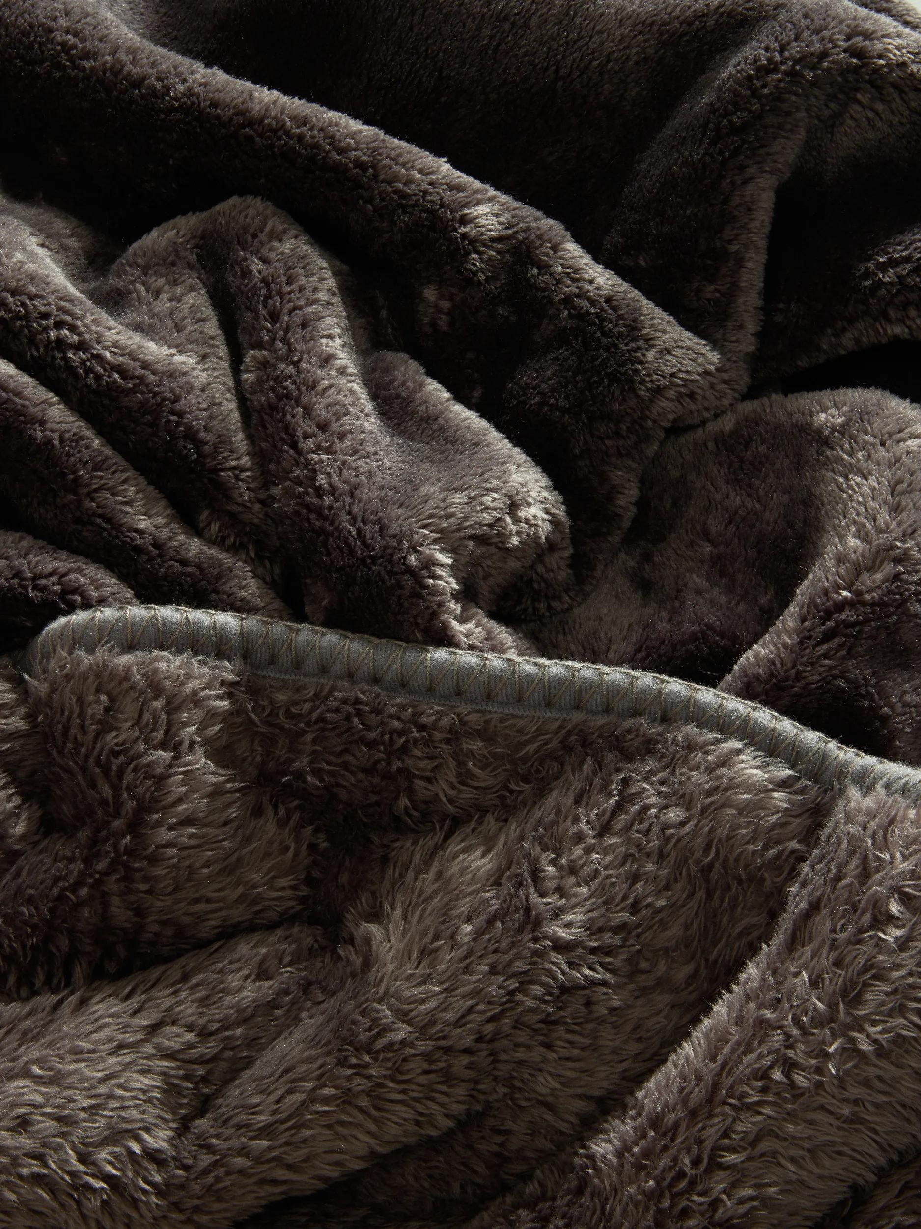 Manta Lux Gris Oscuro