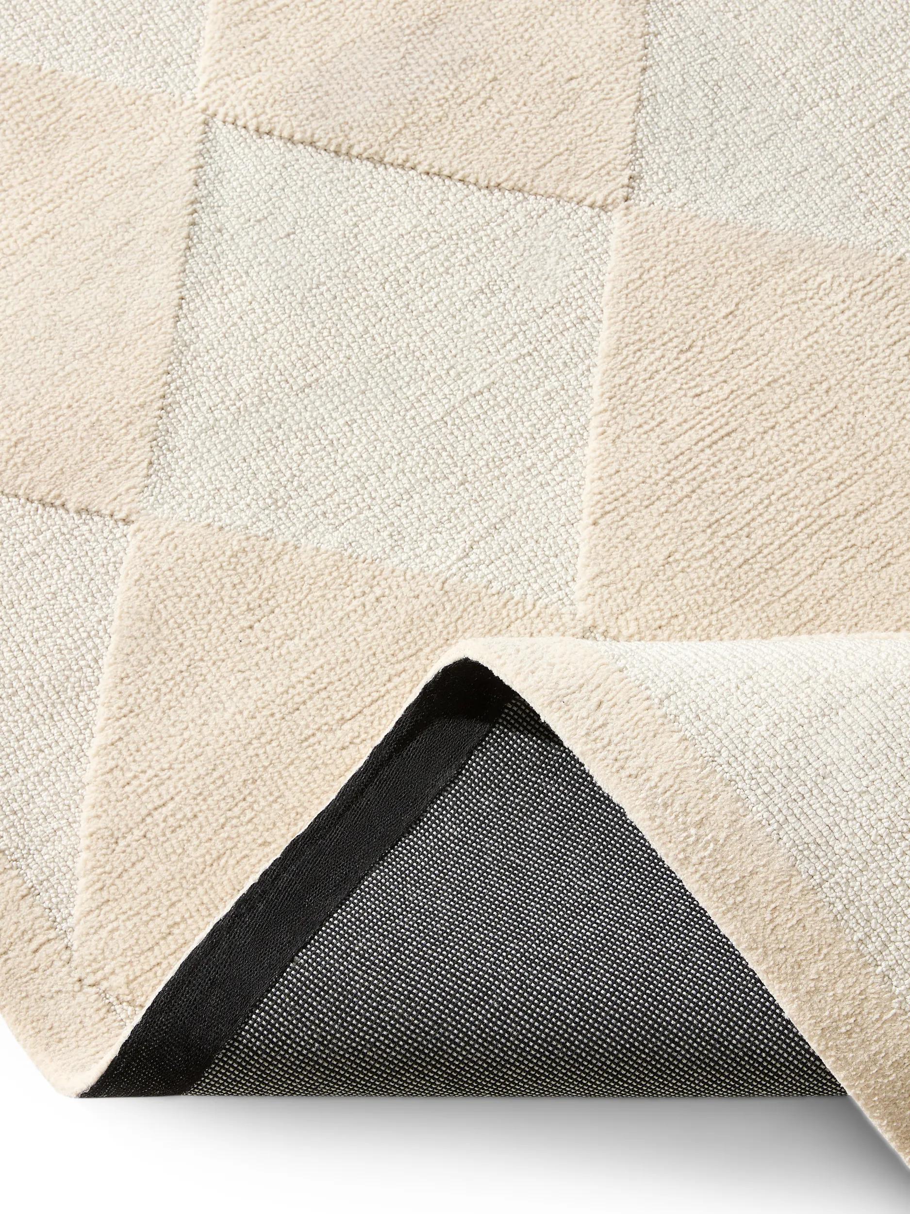 Rug Ally Cream