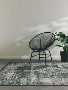 In- & Outdoor Rug Antique Black/White