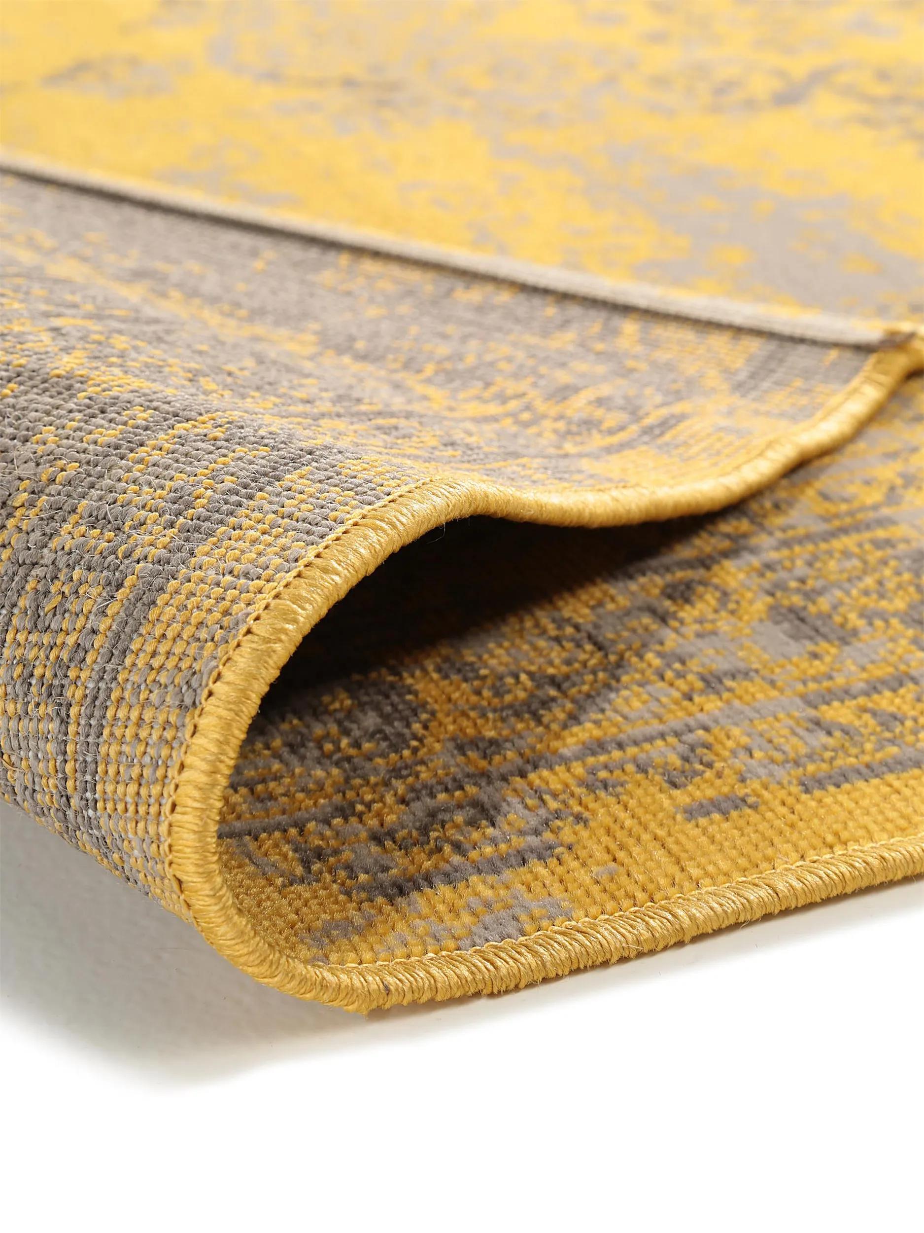 In- & Outdoor Rug Antique Yellow