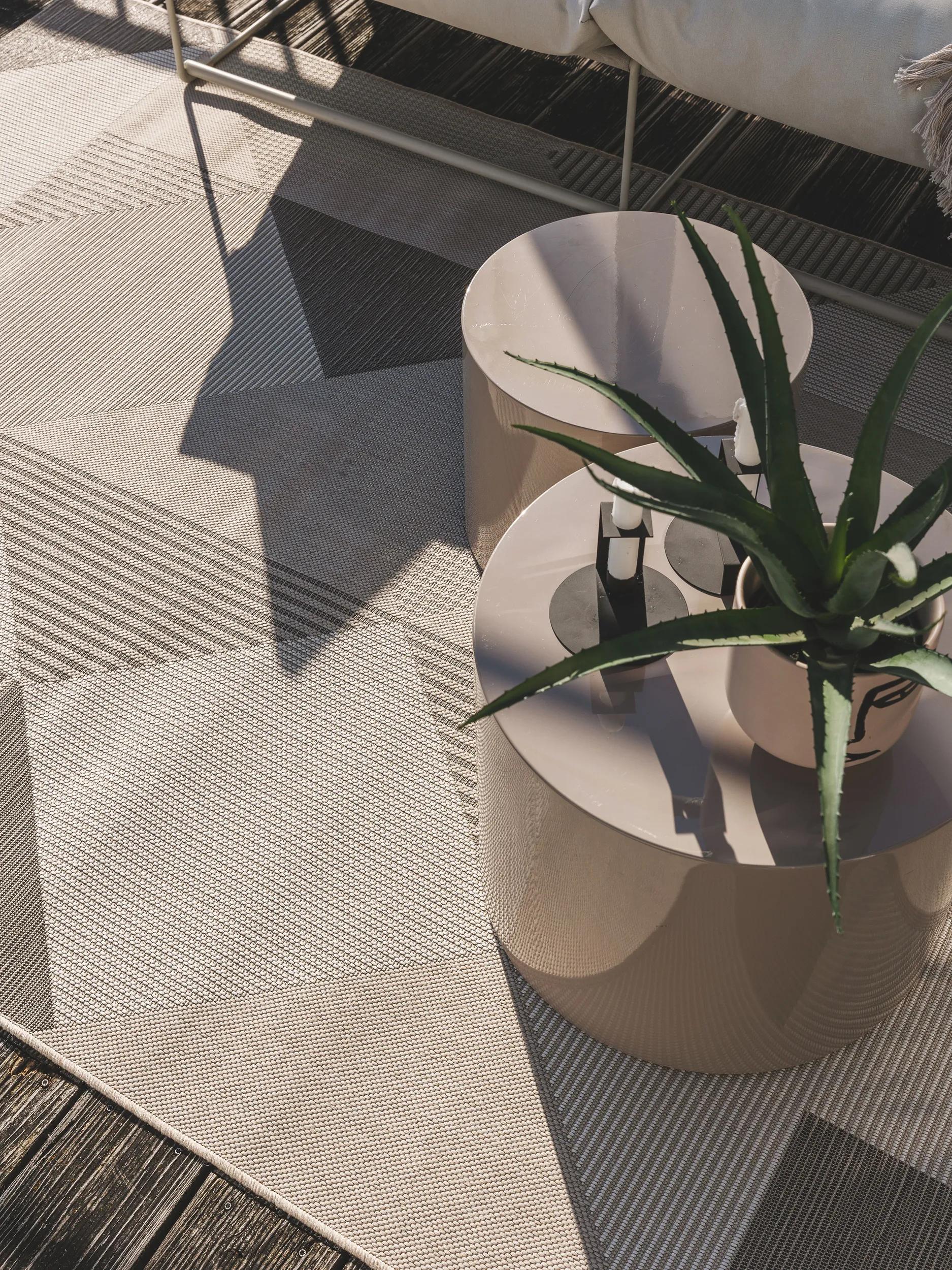 In- & Outdoor Rug Anuk Beige