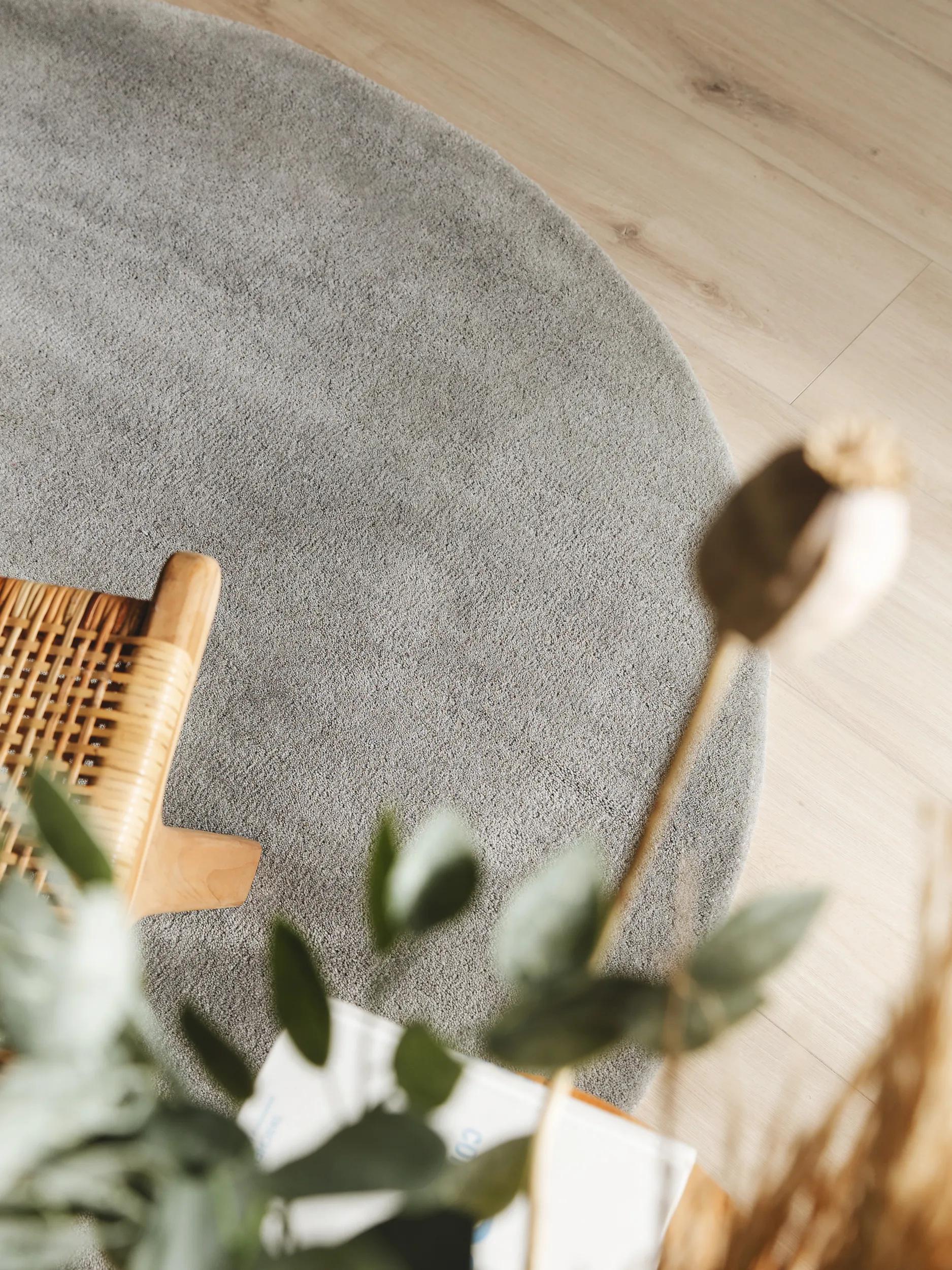 Wool Rug Bent Grey