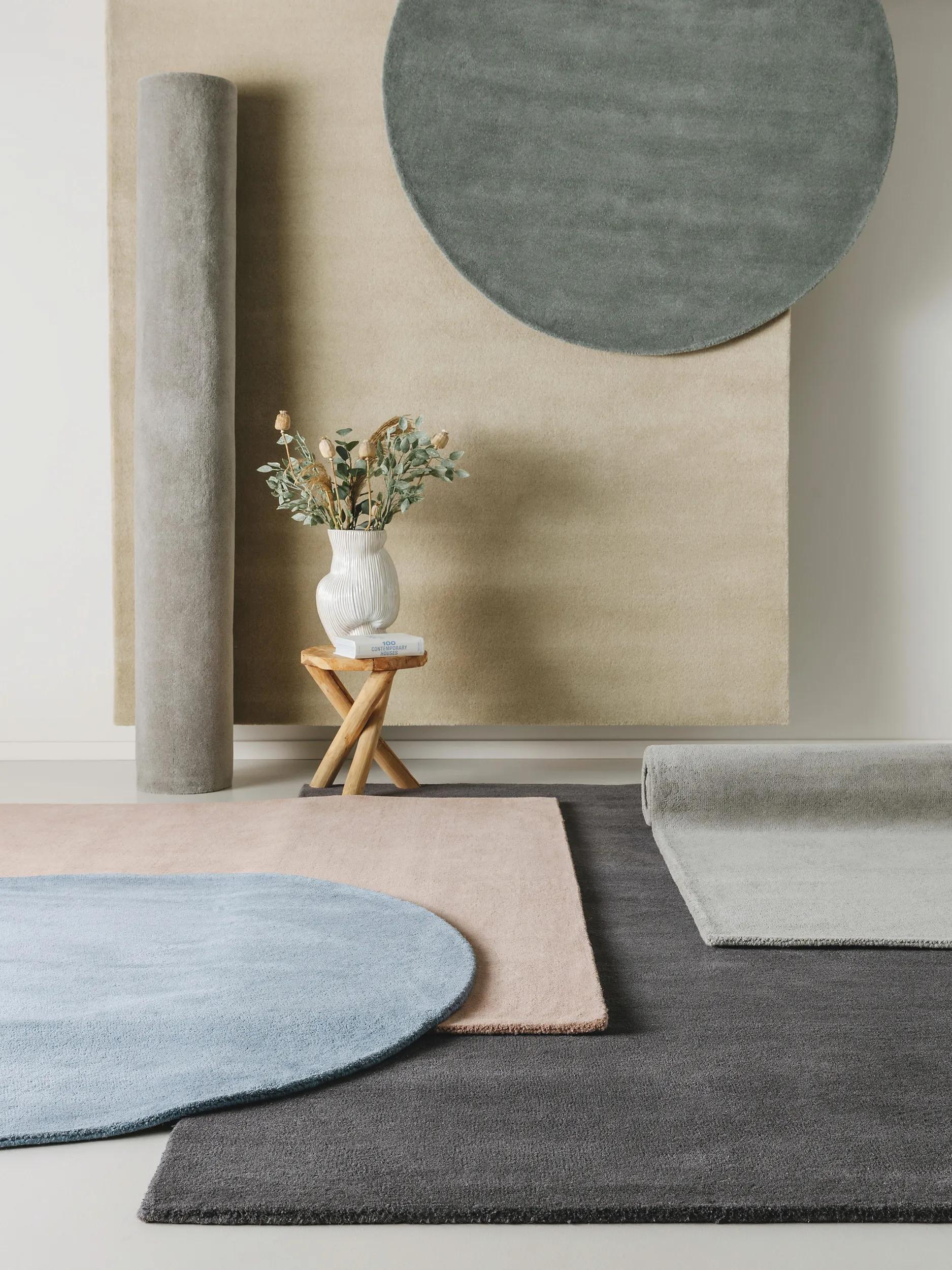 Wool Rug Bent Cream