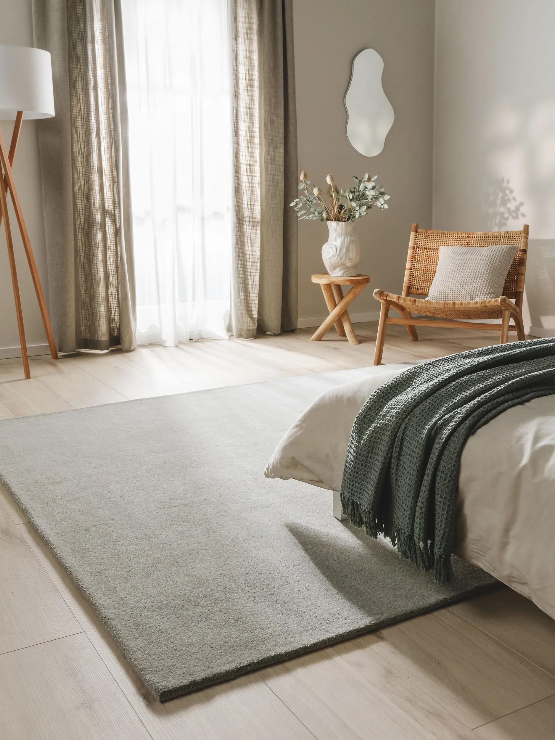 Wool Rug Bent Grey