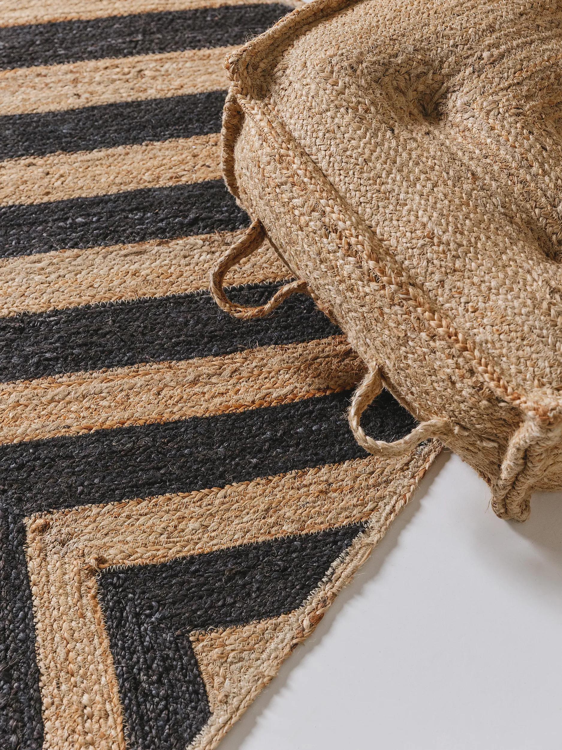 Jute Rug Britt Black